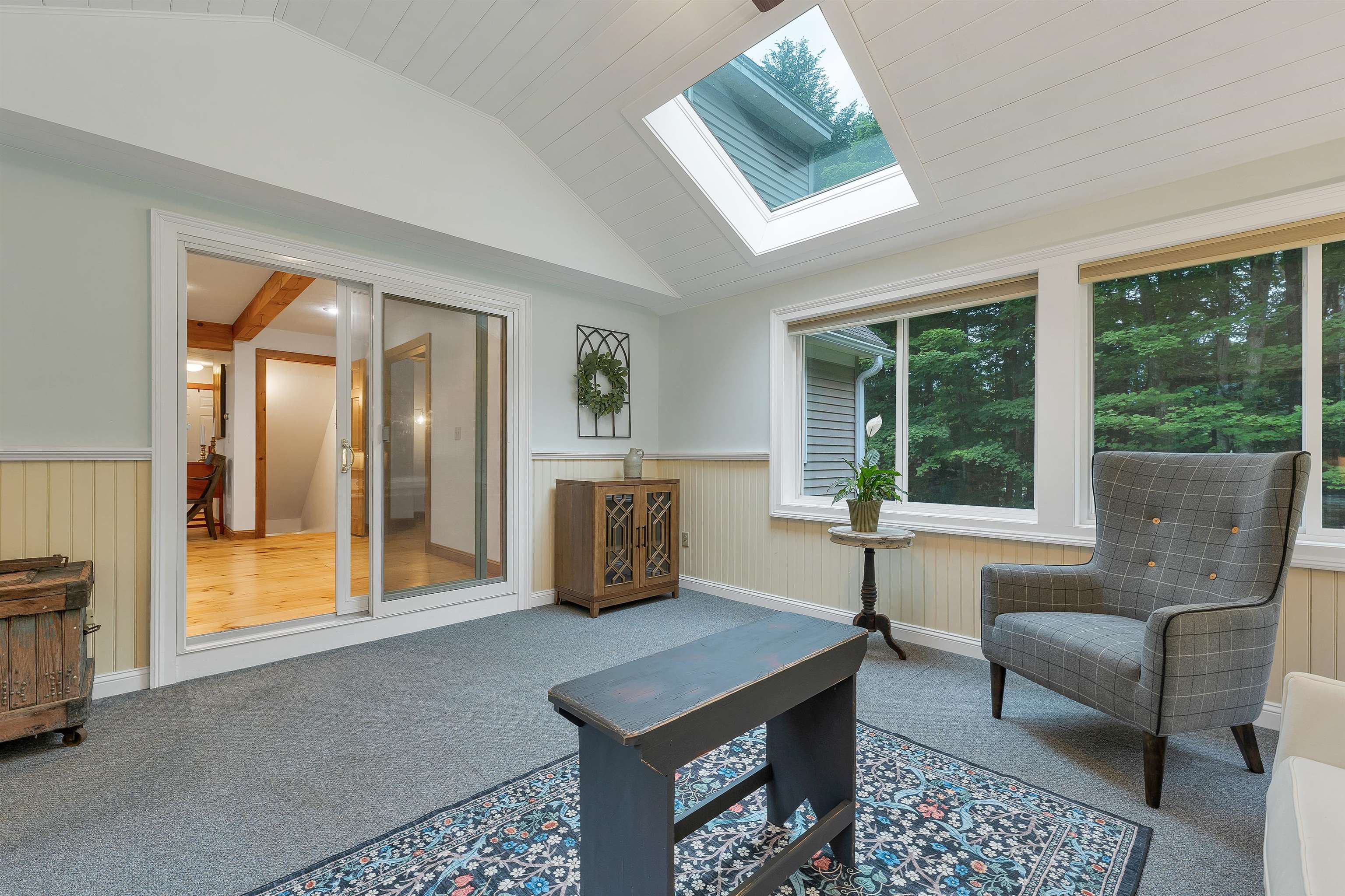 82 New , Newmarket, NH 03857