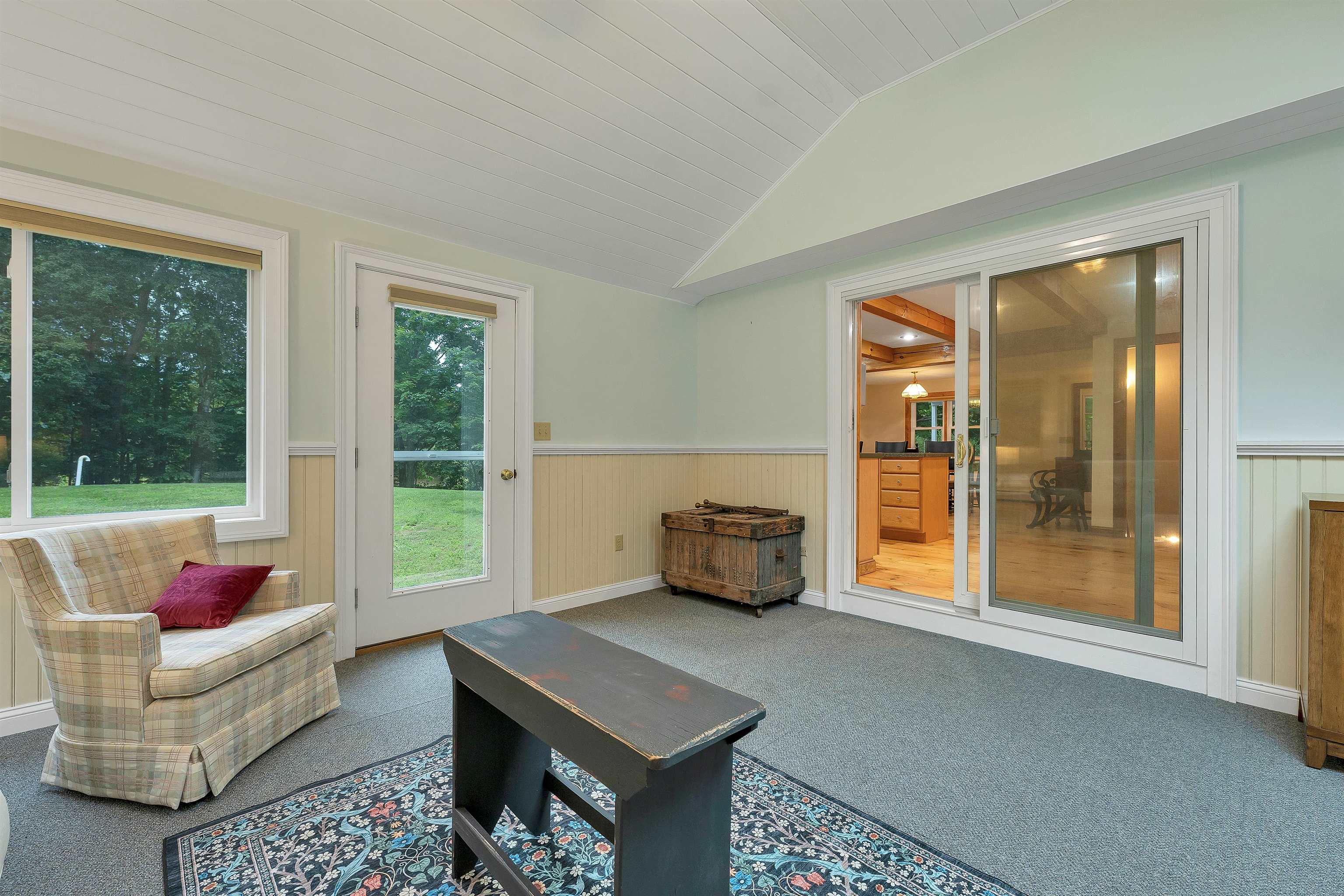 82 New , Newmarket, NH 03857