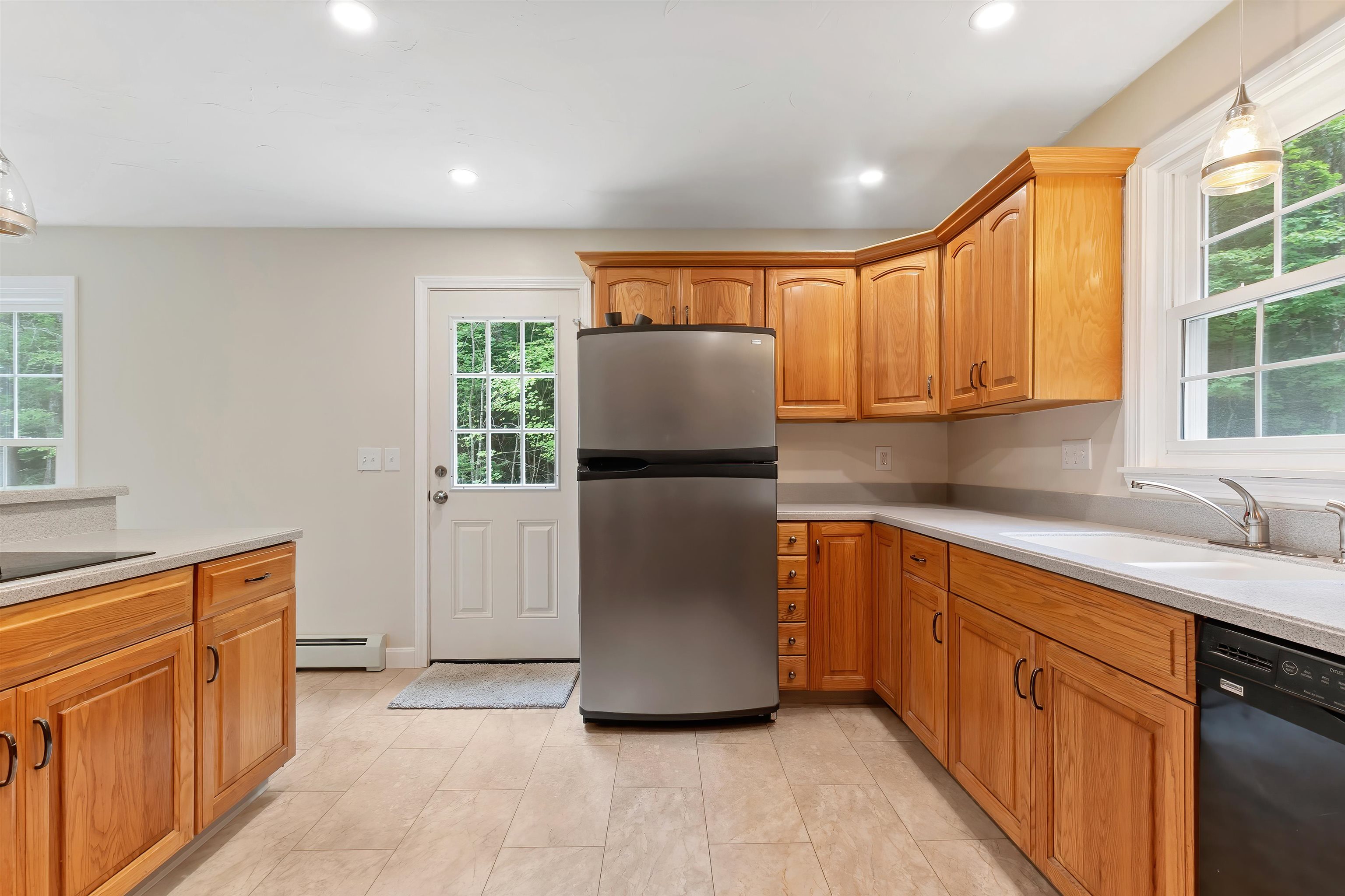 491 Raccoon Hill Rd, Salisbury, NH 03268