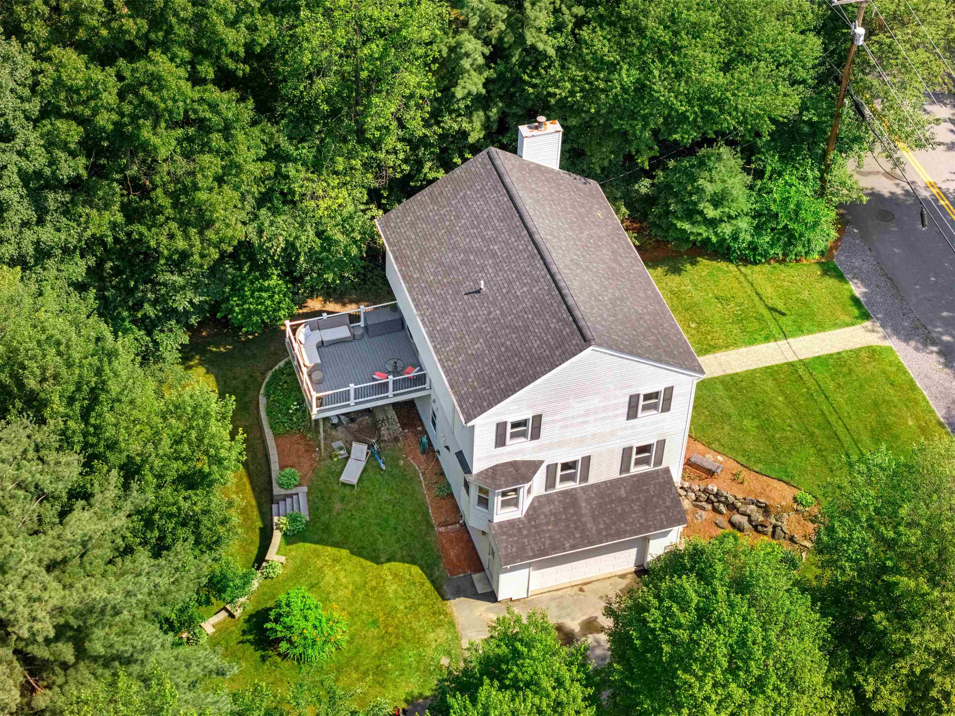 57 Middle Dunstable Rd, Nashua, NH 03062