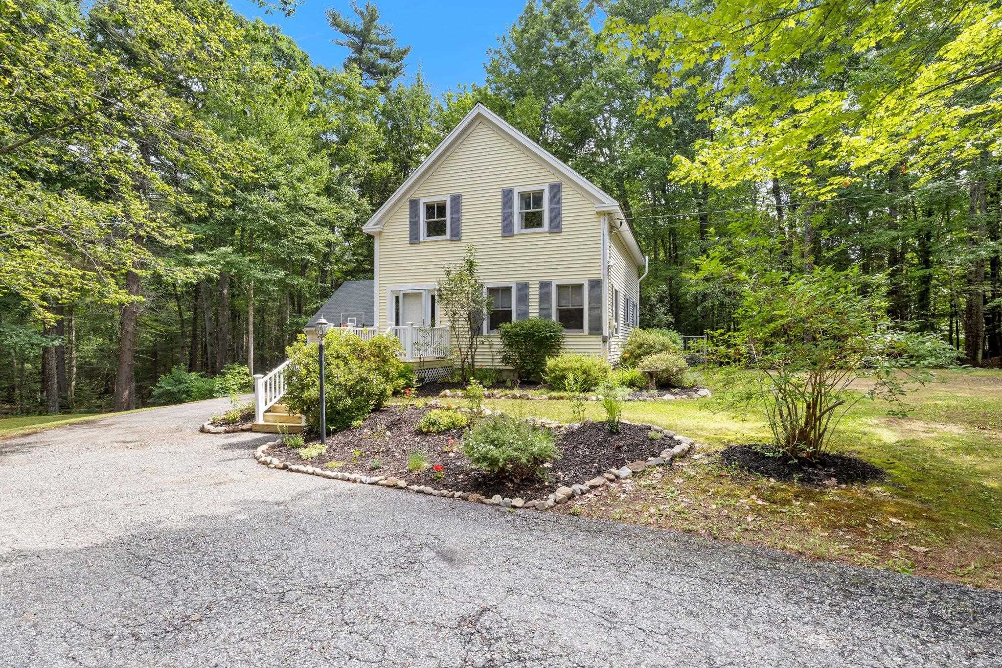 12 Dominic Dr, Barrington, NH 03825