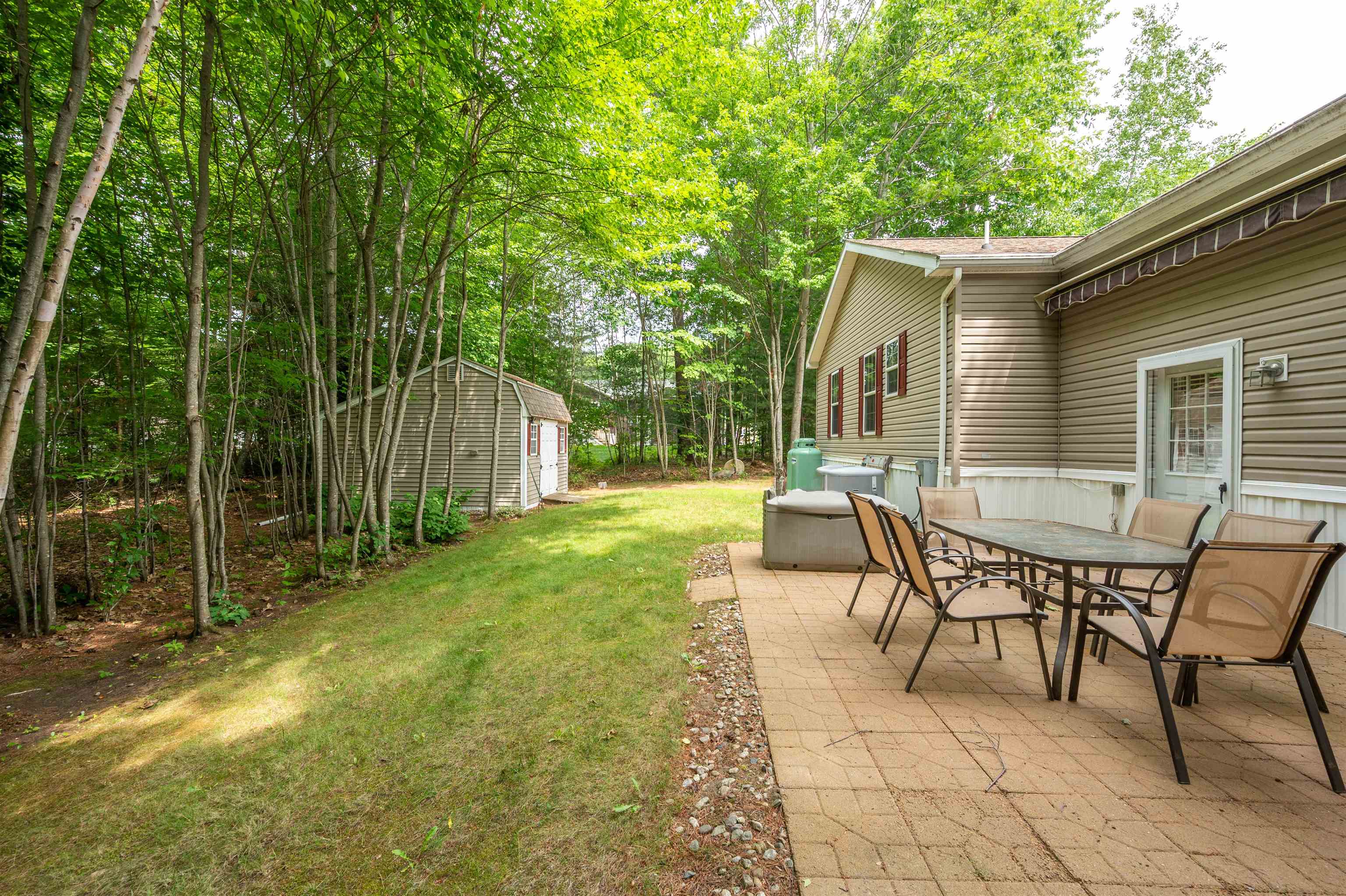 48 Blair Dr, Rochester, NH 03868
