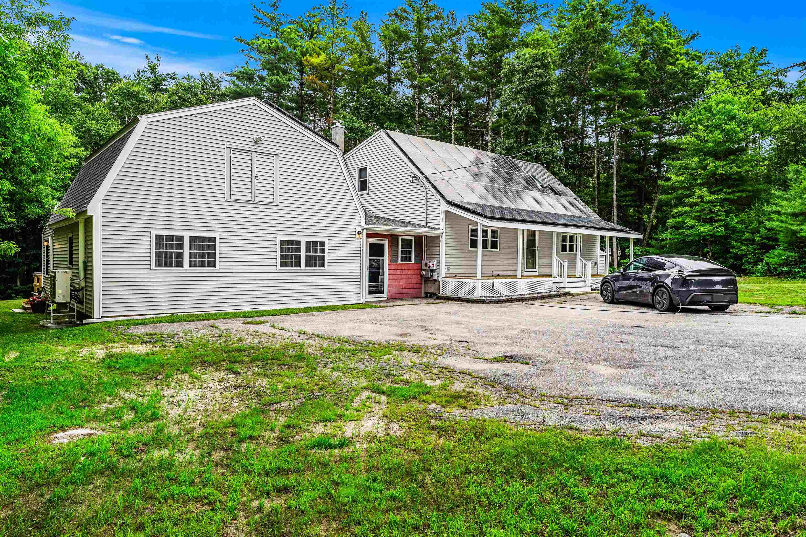 9 Kelley Rd, Londonderry, NH 03053