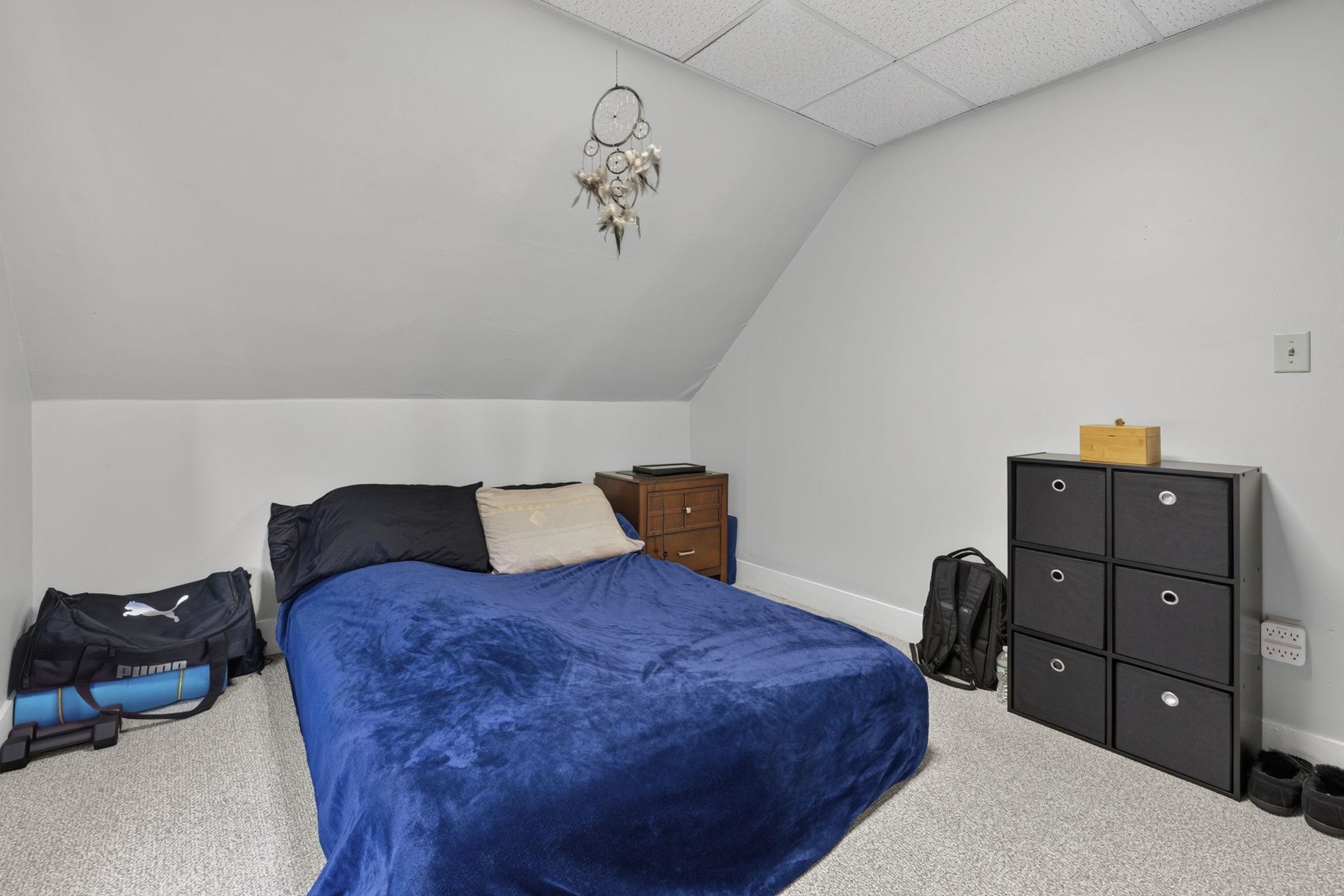 649 Second St, Manchester, NH 03102