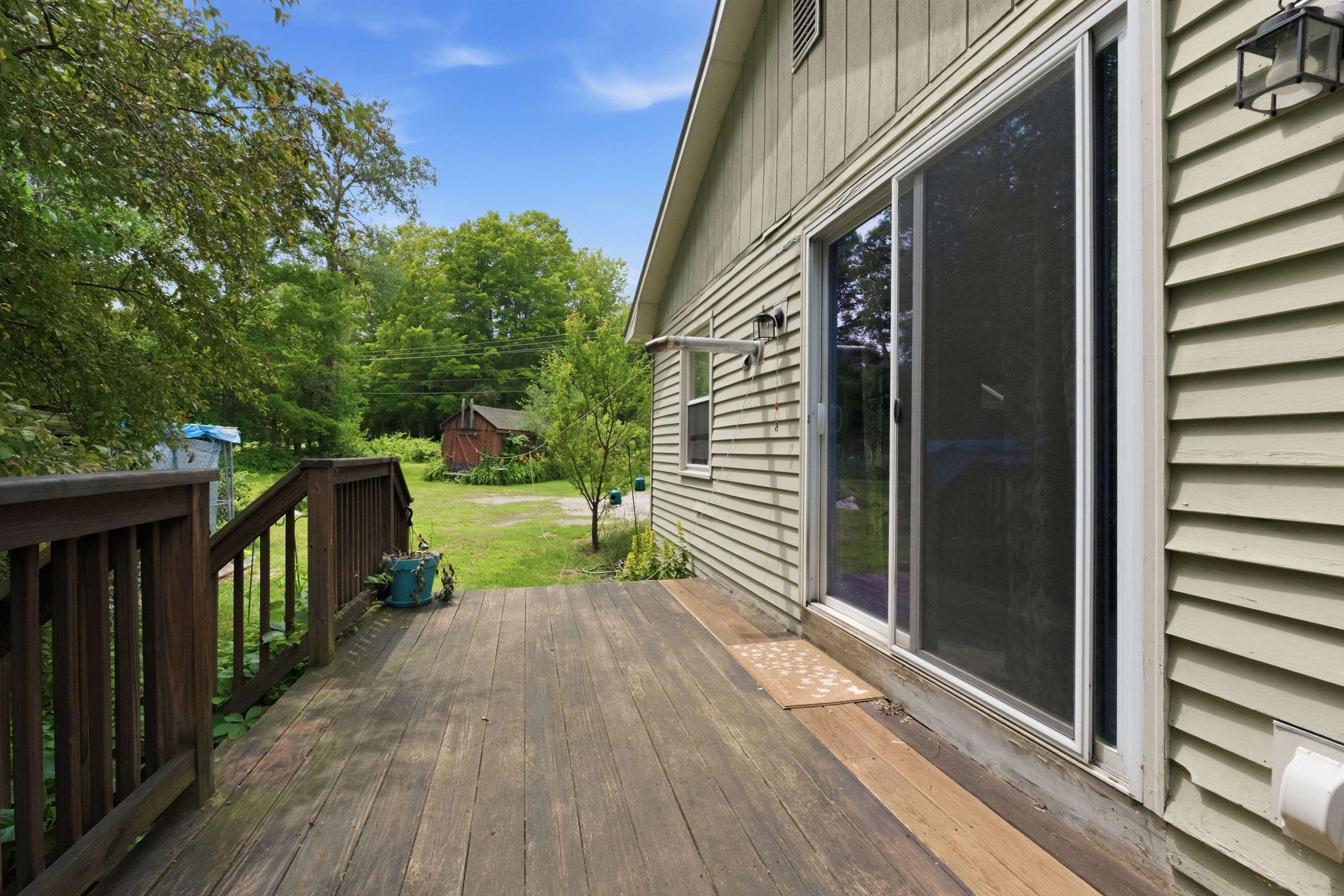 306 Stinson Lake Rd, Rumney, NH 03266