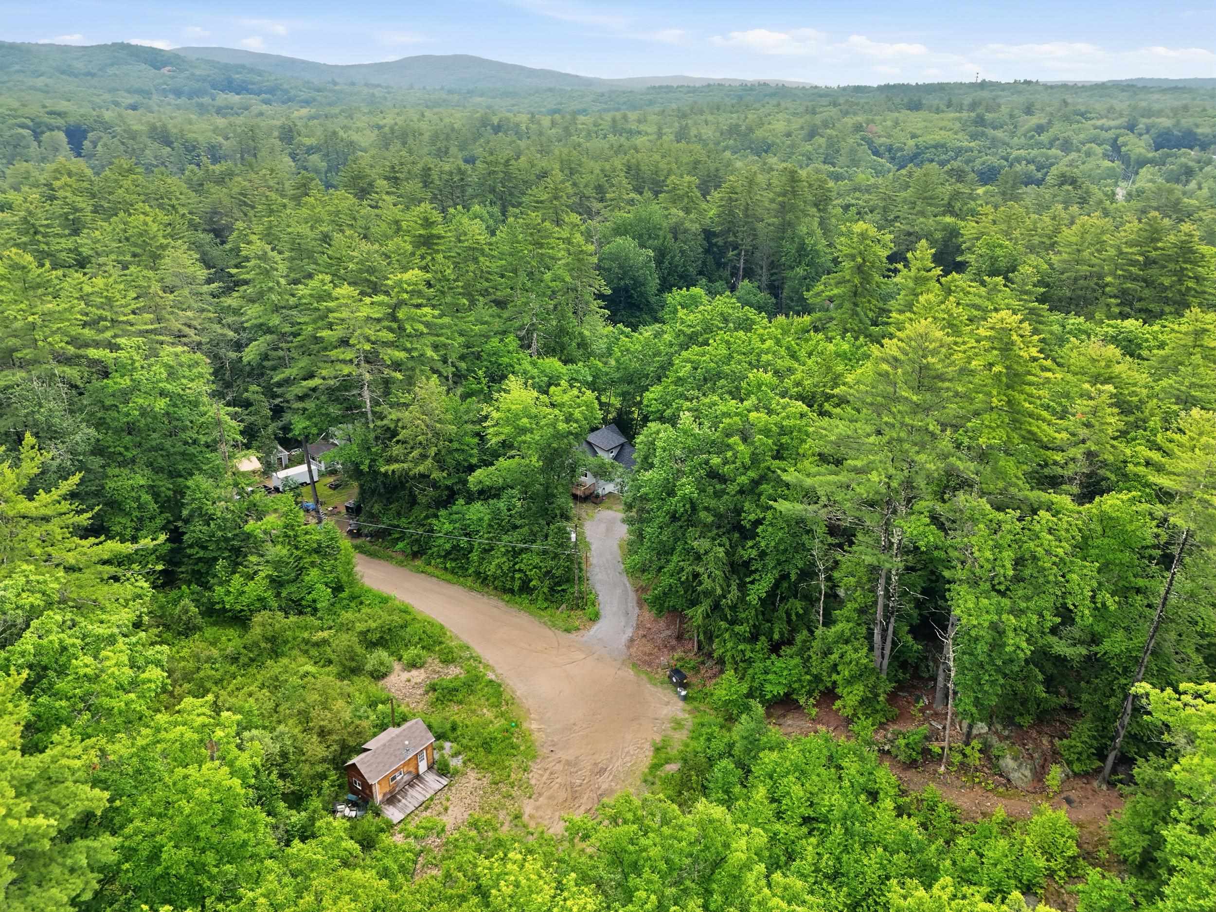 26 Bobolink Ln, Hillsborough, NH 03244