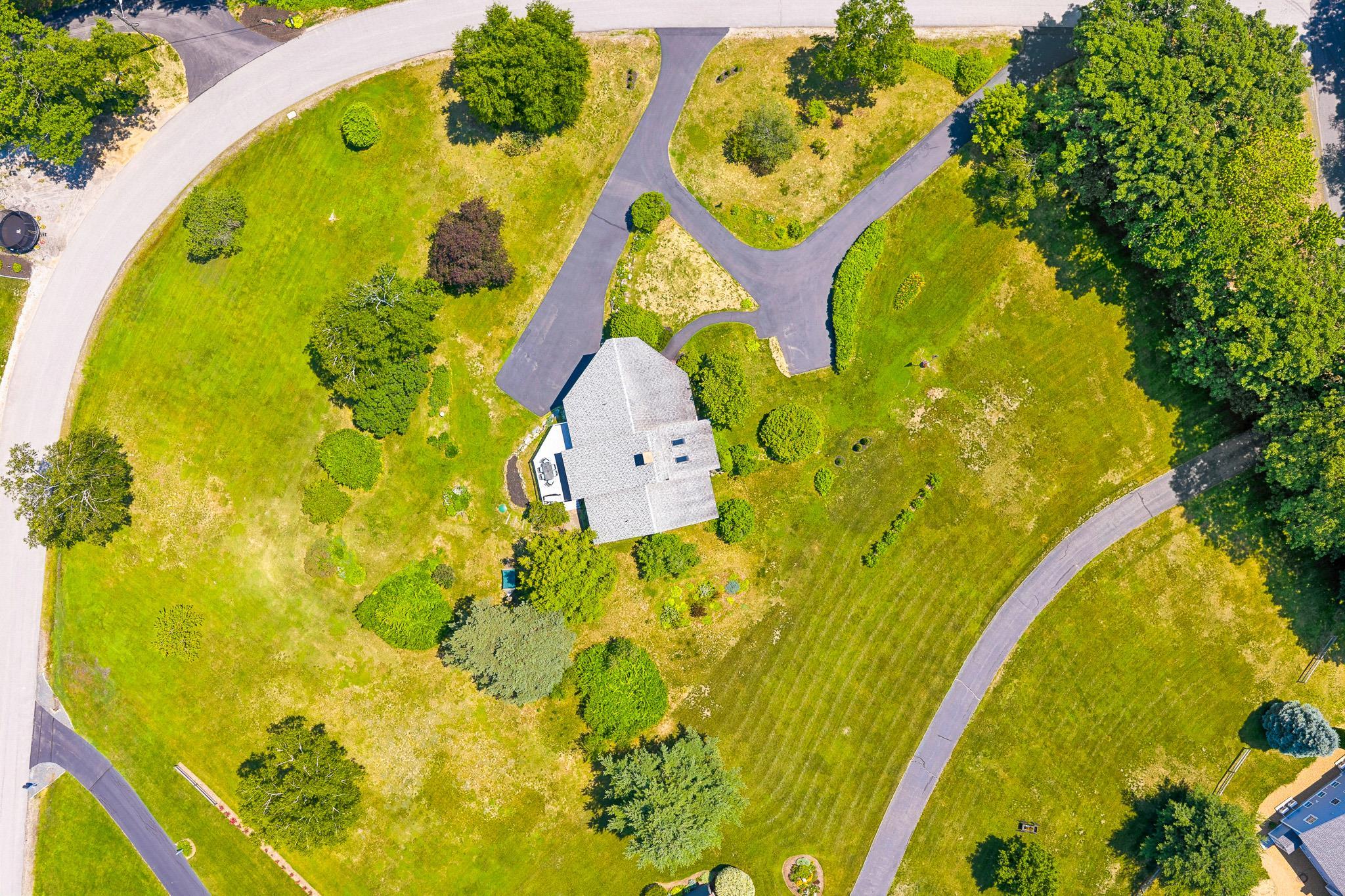 6 Beacon Hill Rd, Gilford, NH 03249