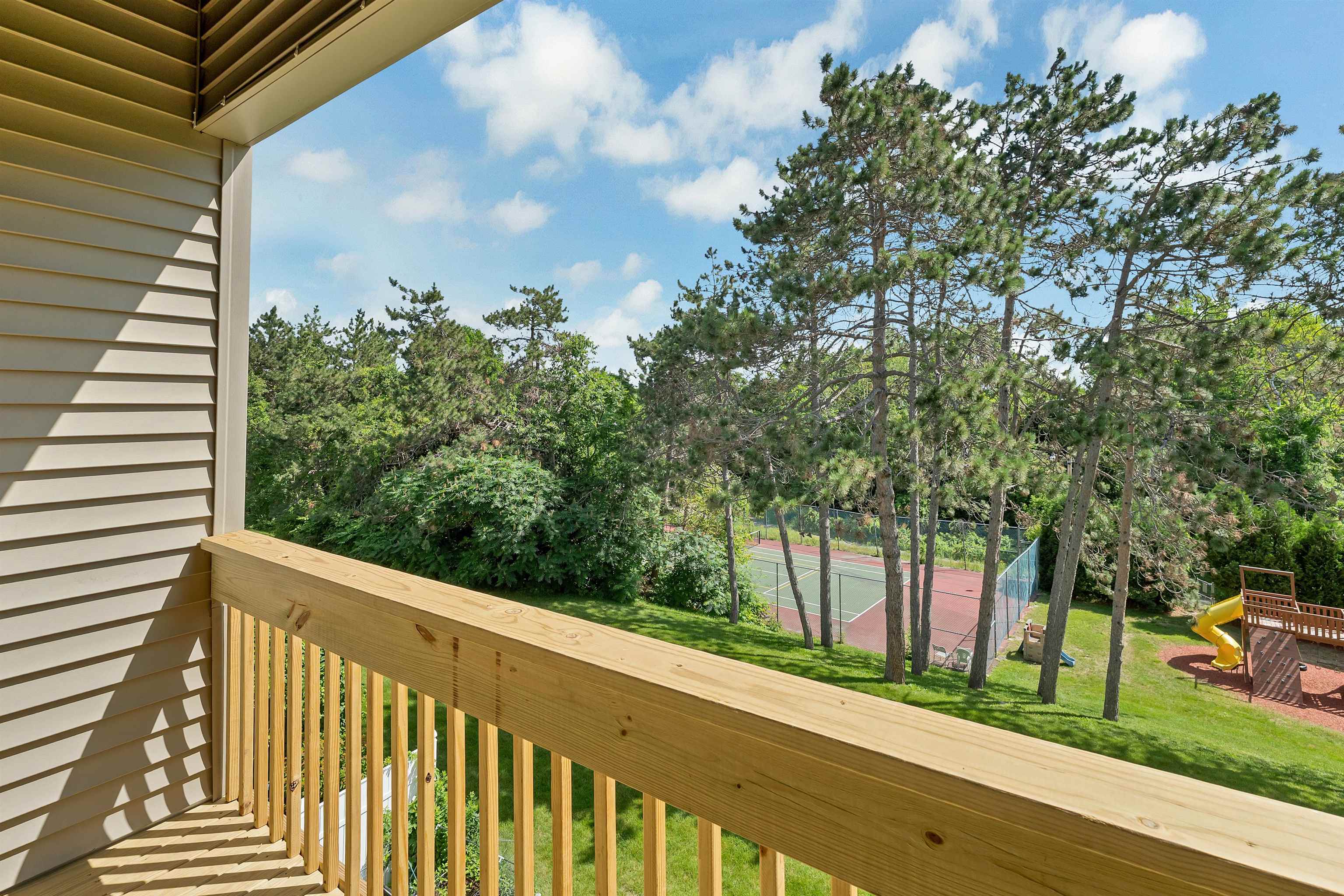 41 Treetop Cir #32, Laconia, NH 03246