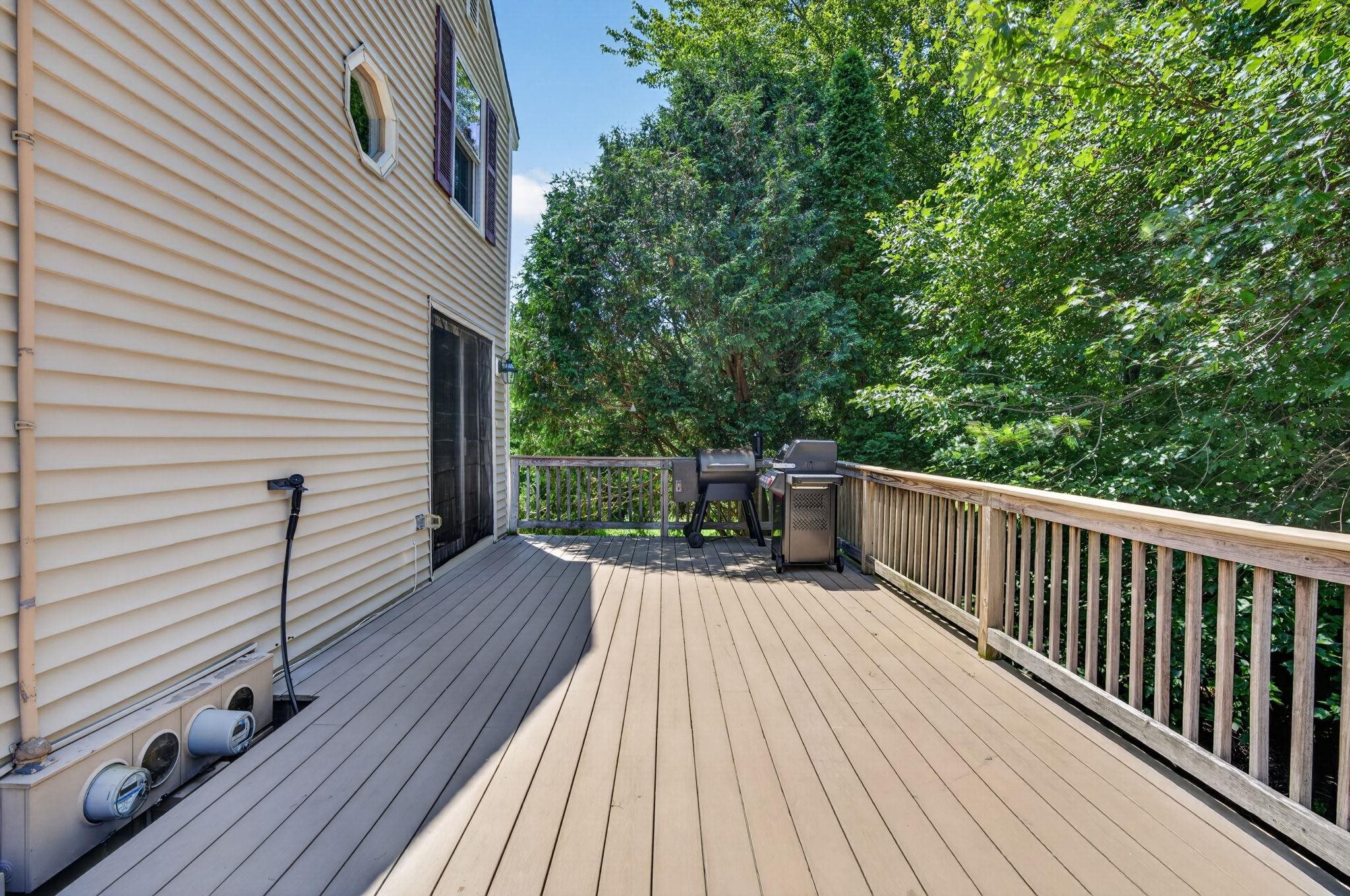 5 Richardson Dr #R, Derry, NH 03038