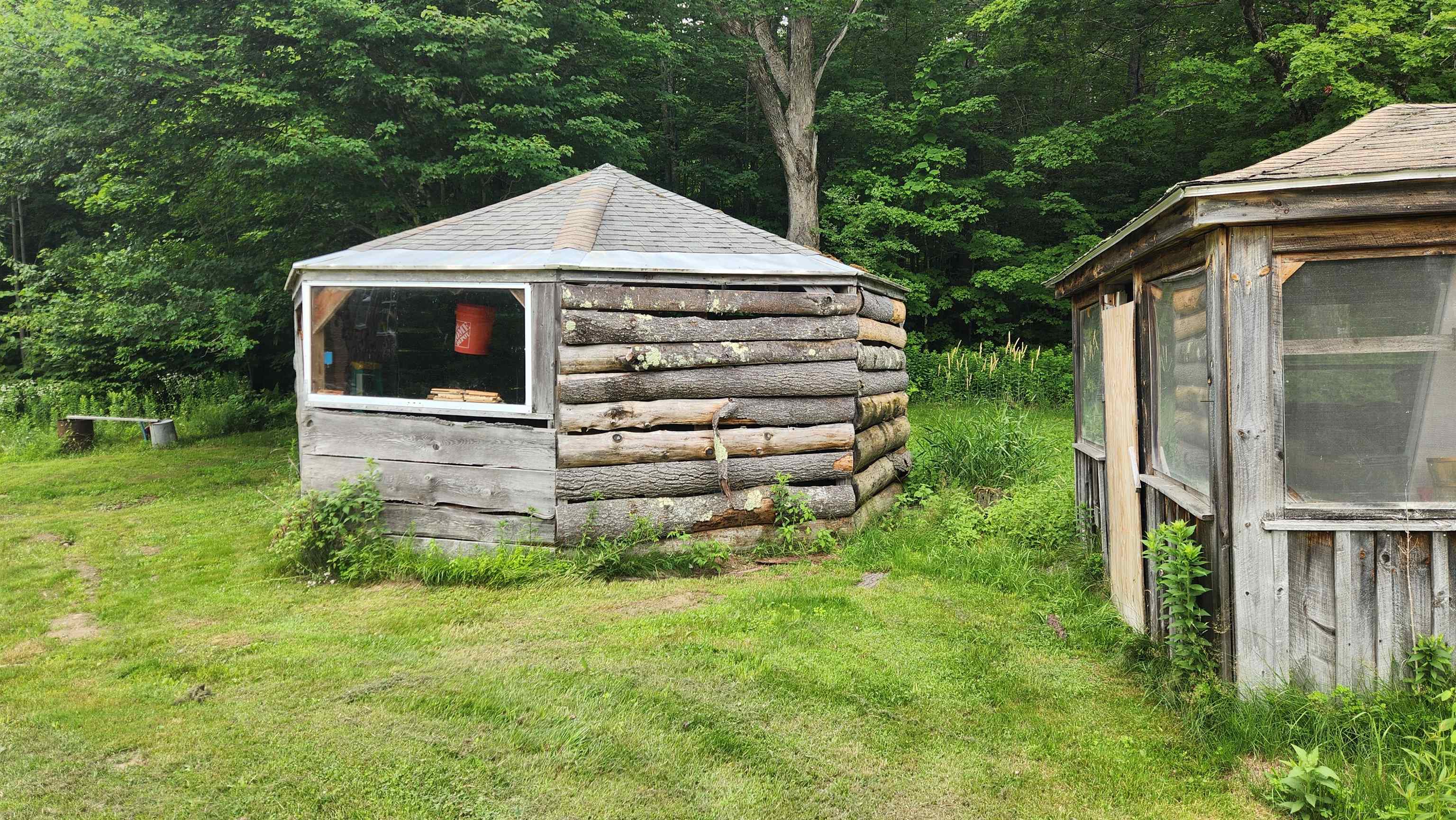 925 Center Rd, Goshen, NH 03752