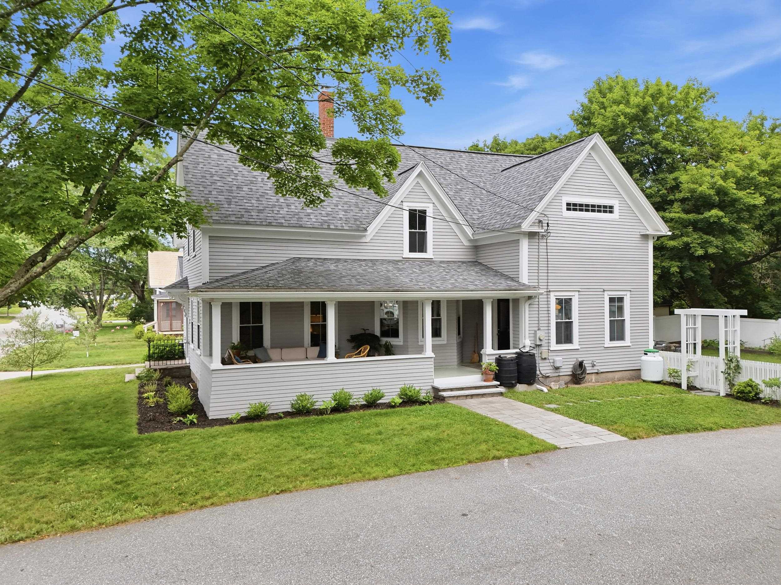 15 Crosby St, Milford, NH 03055