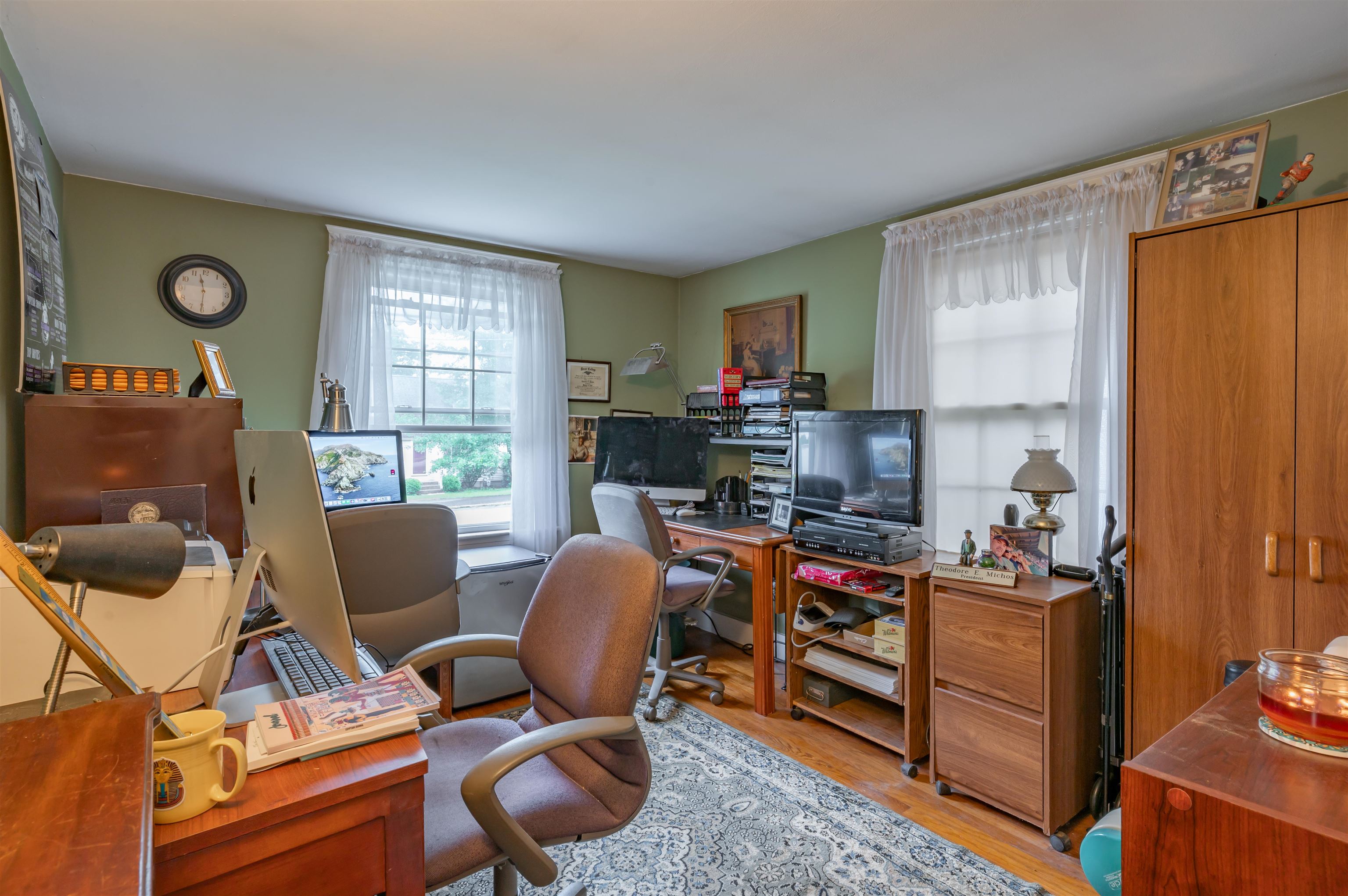 21 Charlotte Ave, Nashua, NH 03064