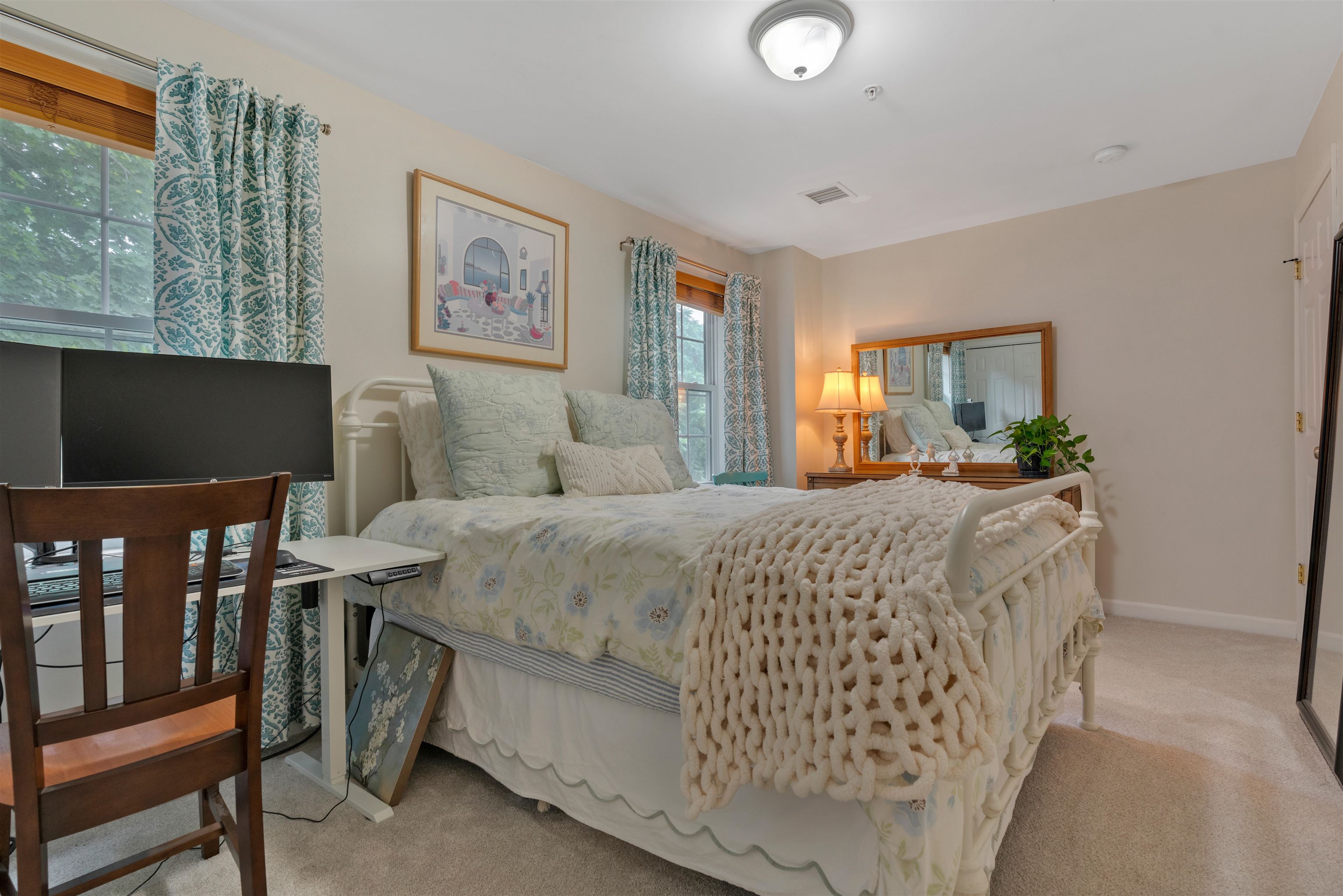 21 Townsend Dr, Dover, NH 03820