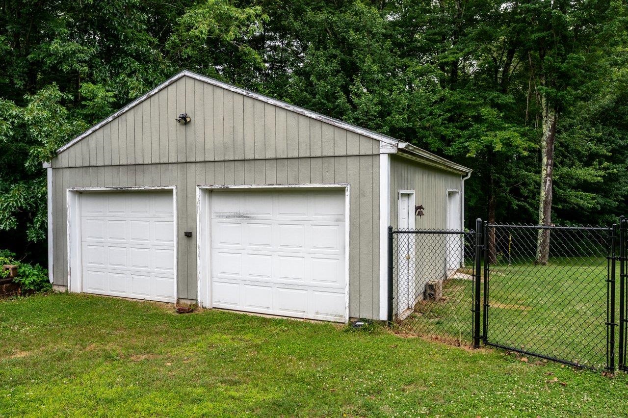 13 Pearl St, Somersworth, NH 03878