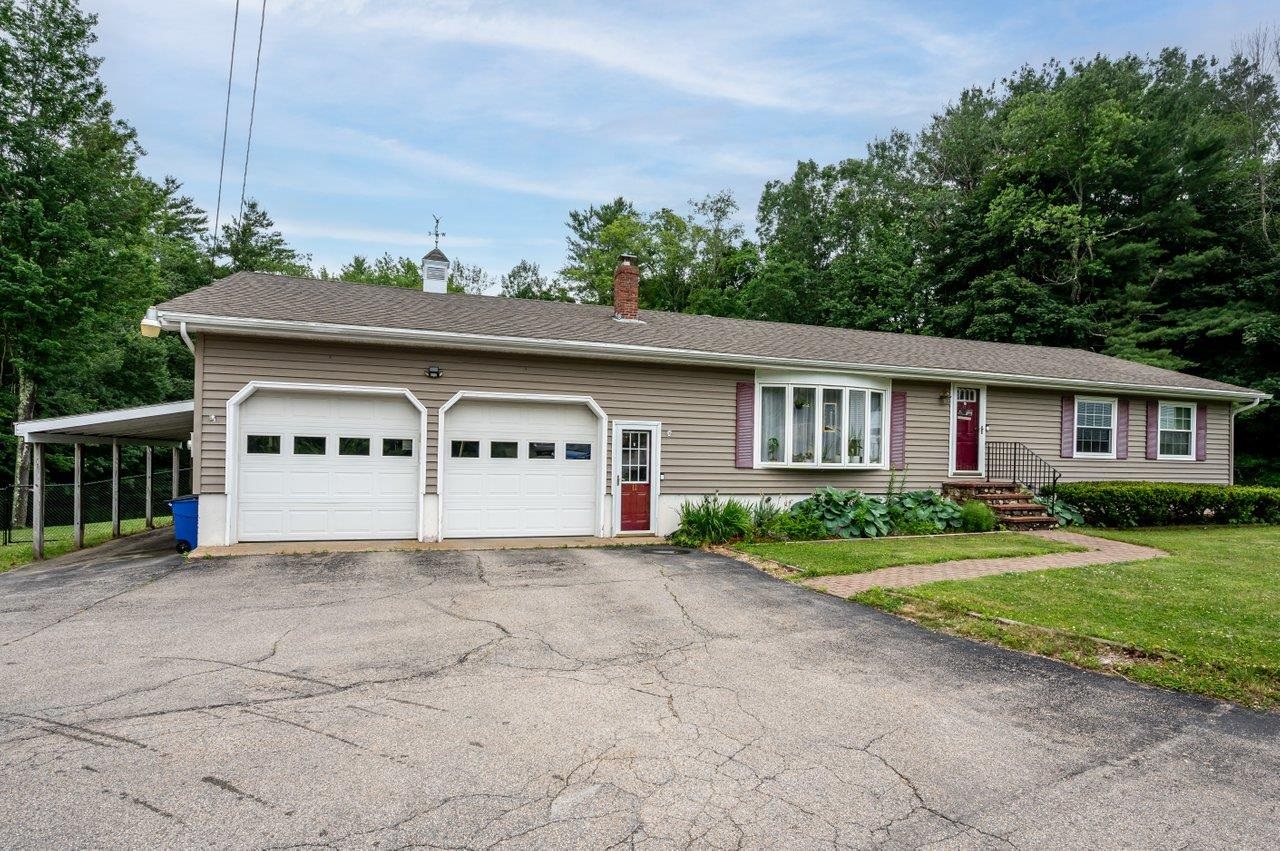 13 Pearl St, Somersworth, NH 03878