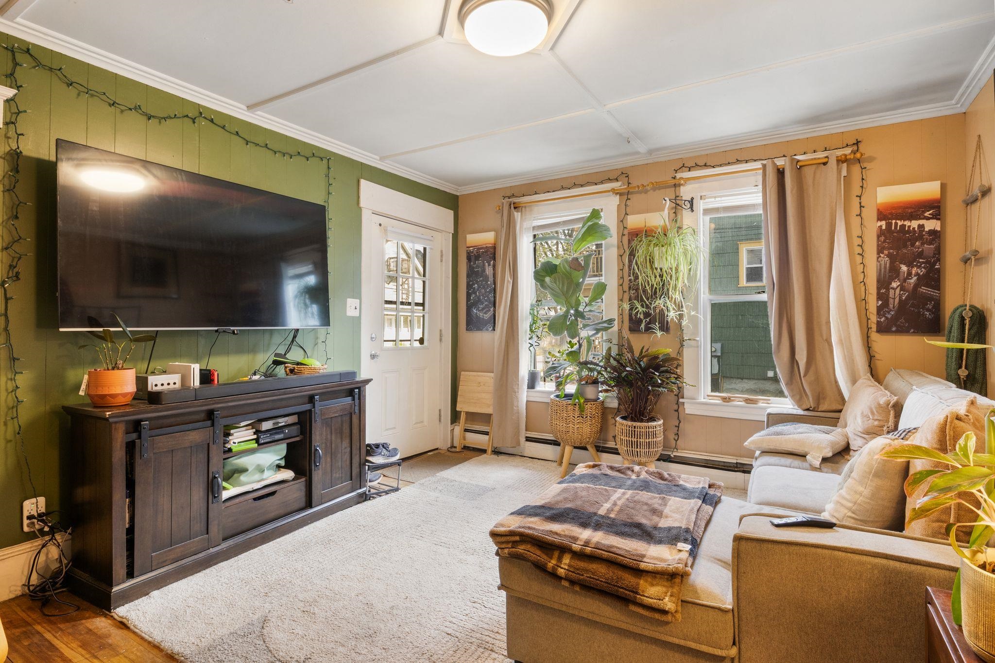 53-53A Chestnut St, Rochester, NH 03867