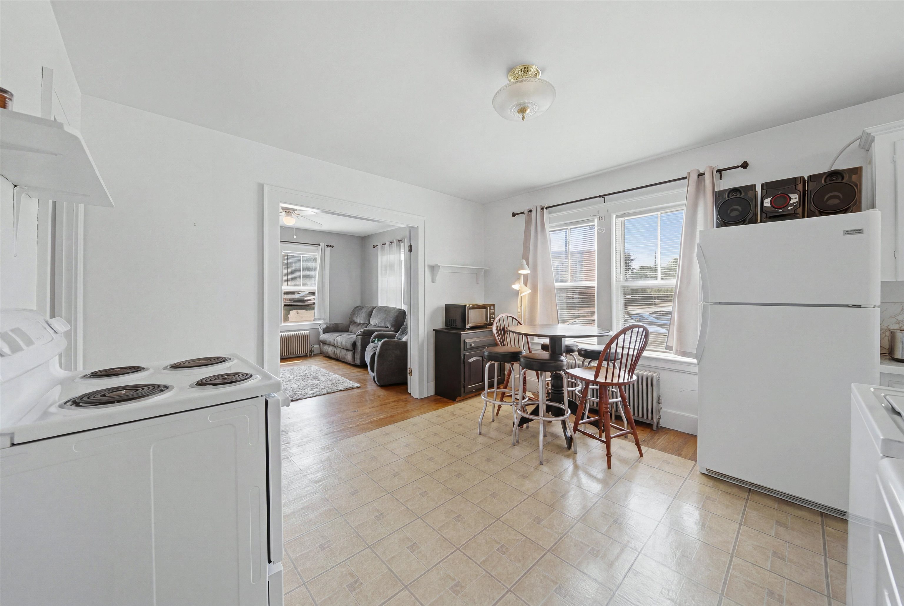 15-15 12 Marshall St, Nashua, NH 03064