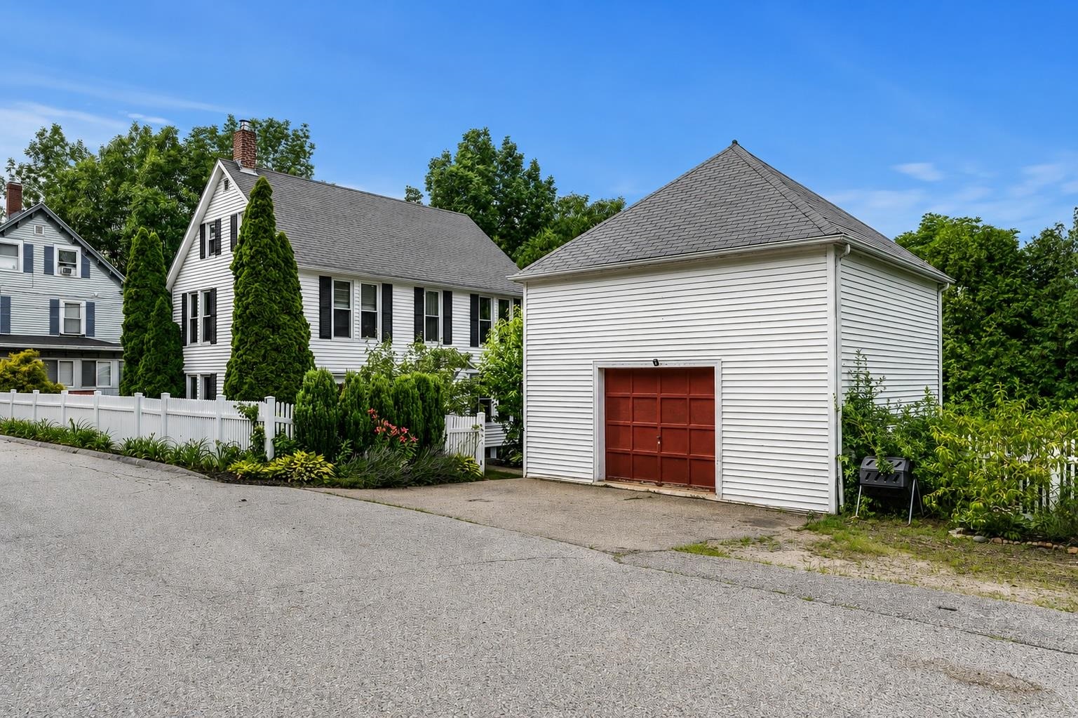 17 Cliff St, Somersworth, NH 03878