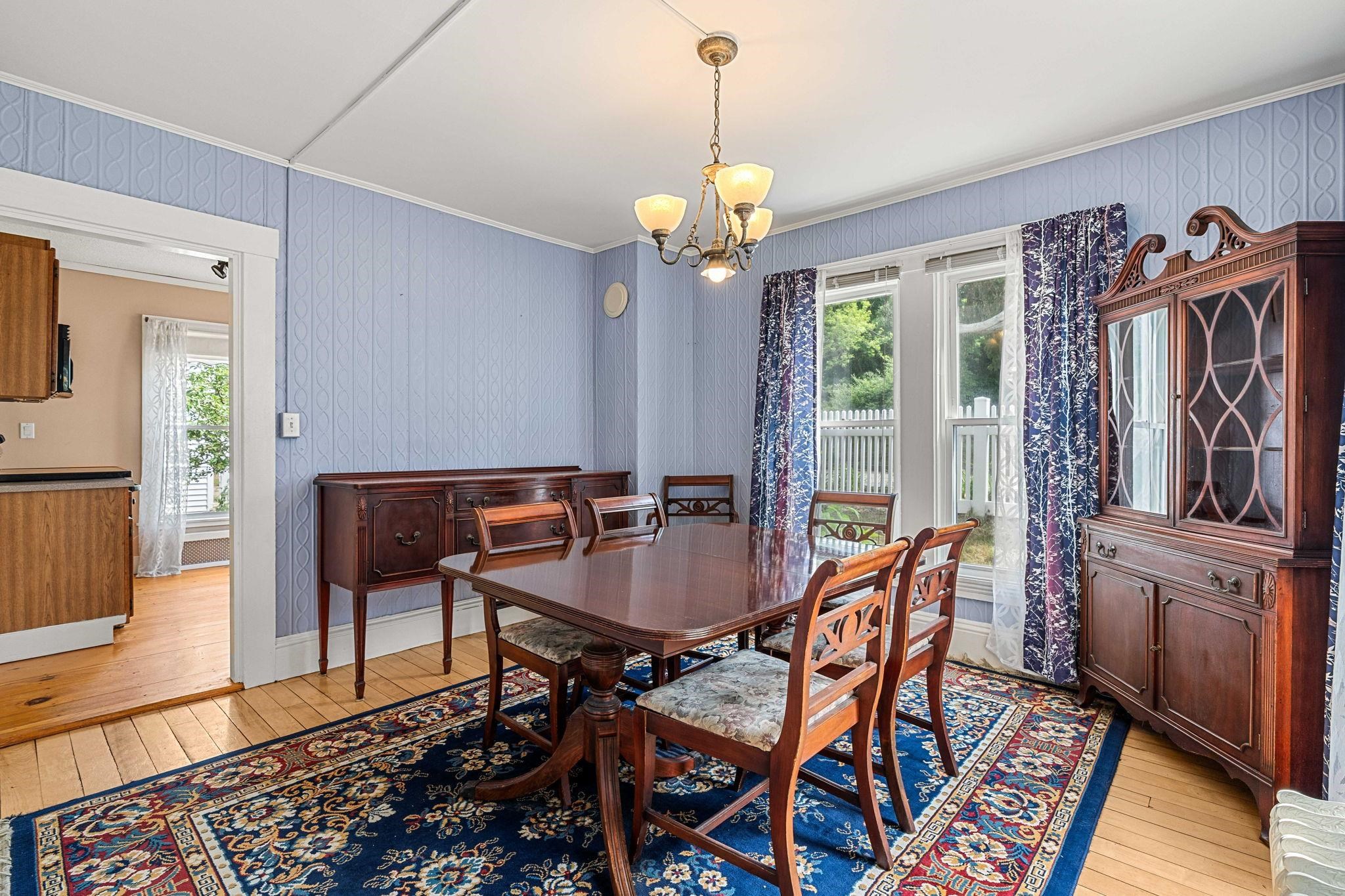 17 Cliff St, Somersworth, NH 03878