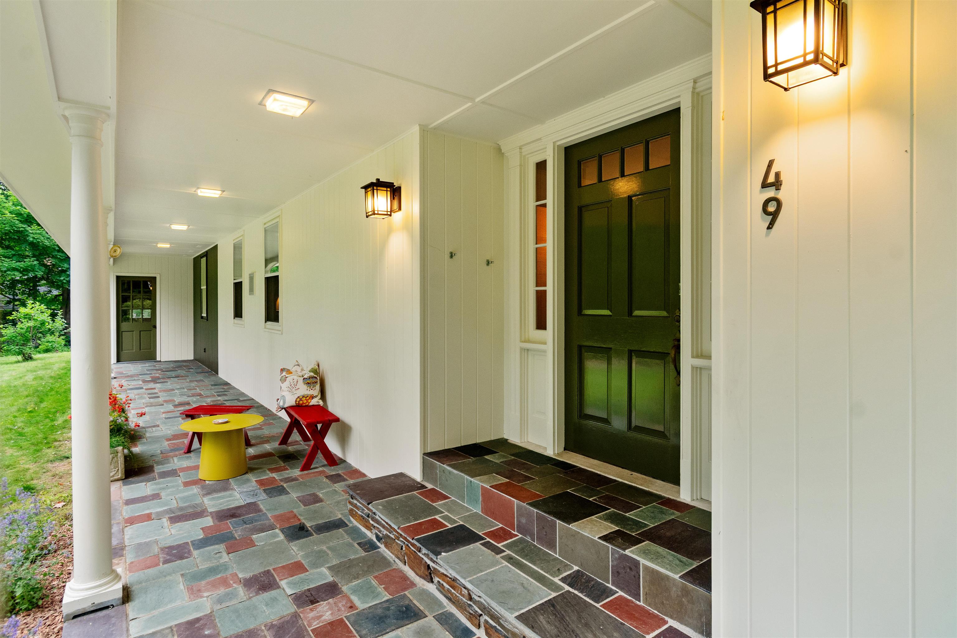 Photo 4 of Single family home for sale at 49 Shady Ln, Williston, VT 05495 | MLS# 5098730 | Listing updated on 2026-10-06