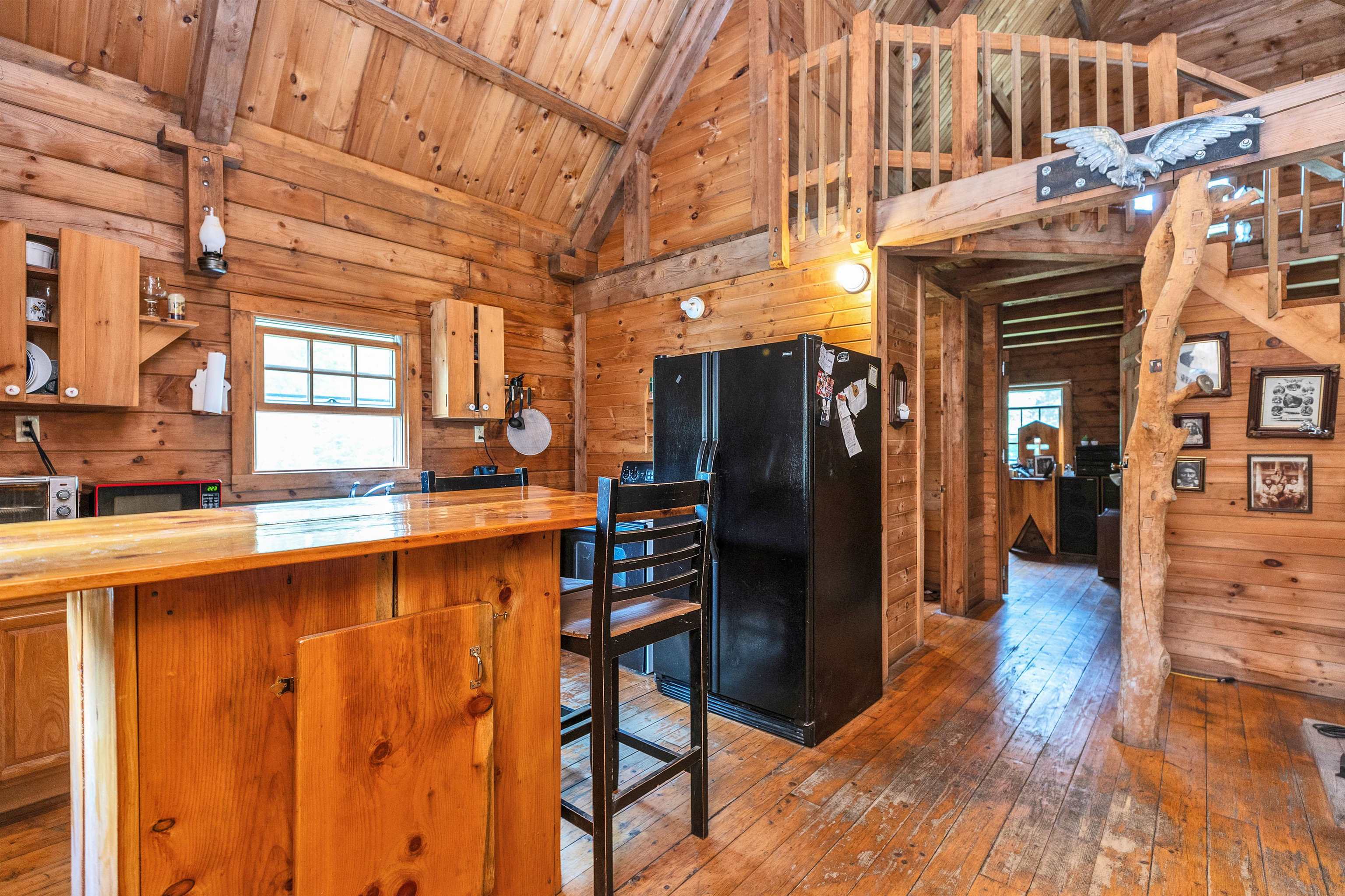135 Upper Pratt Pond Rd, New Ipswich, NH 03071