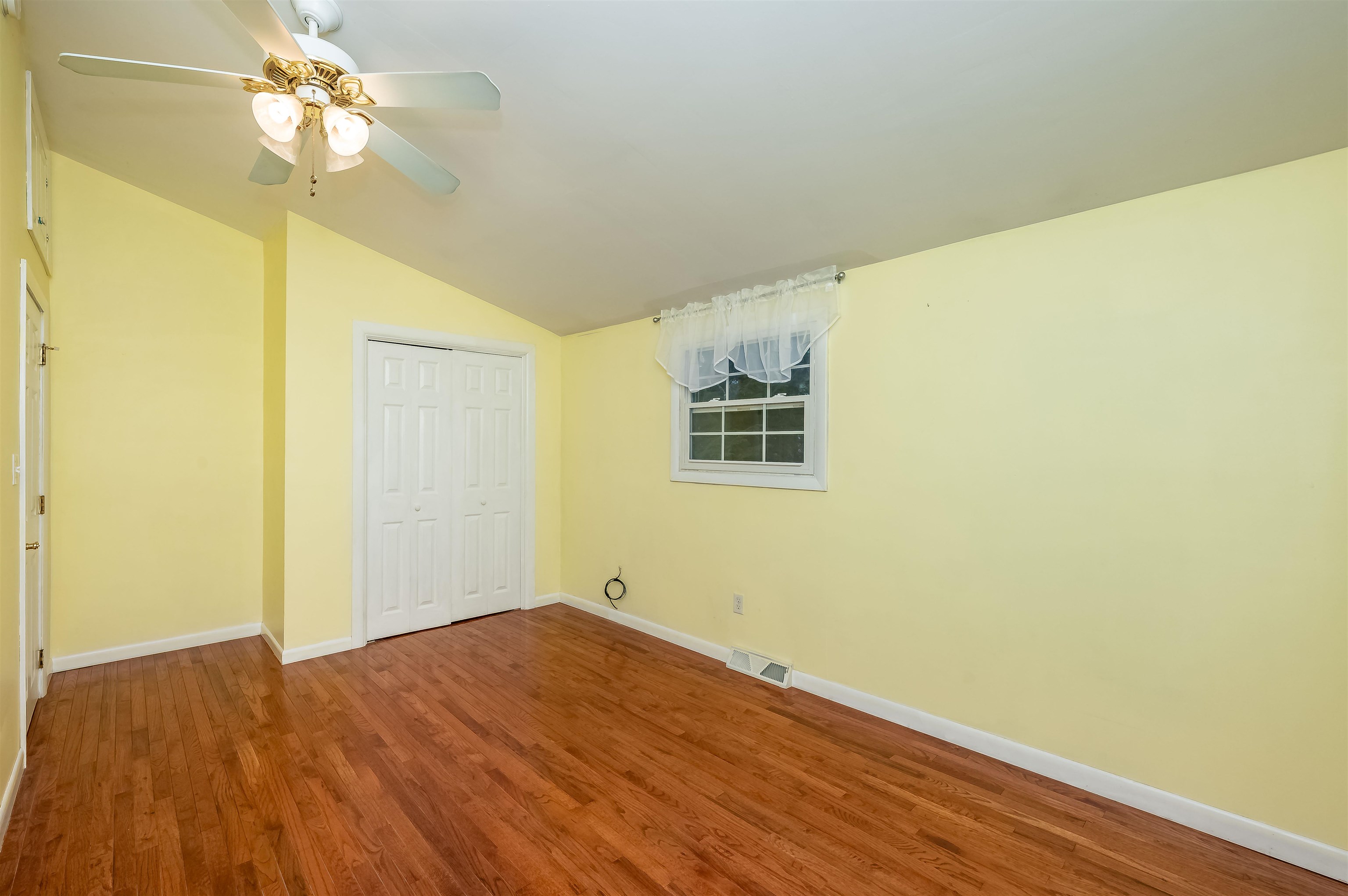 18 Dulko Cir, Wakefield, NH 03872