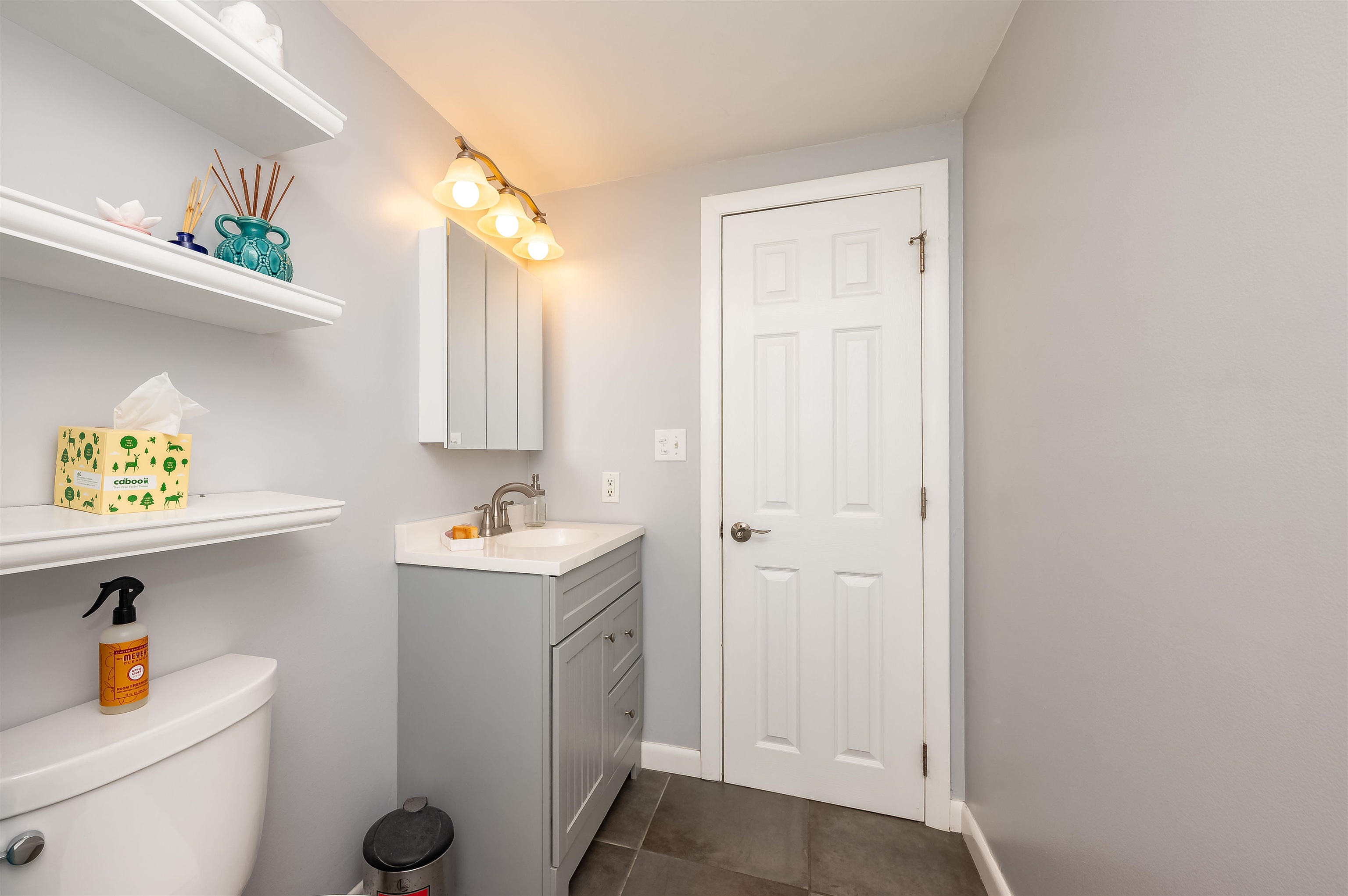 18 Dulko Cir, Wakefield, NH 03872