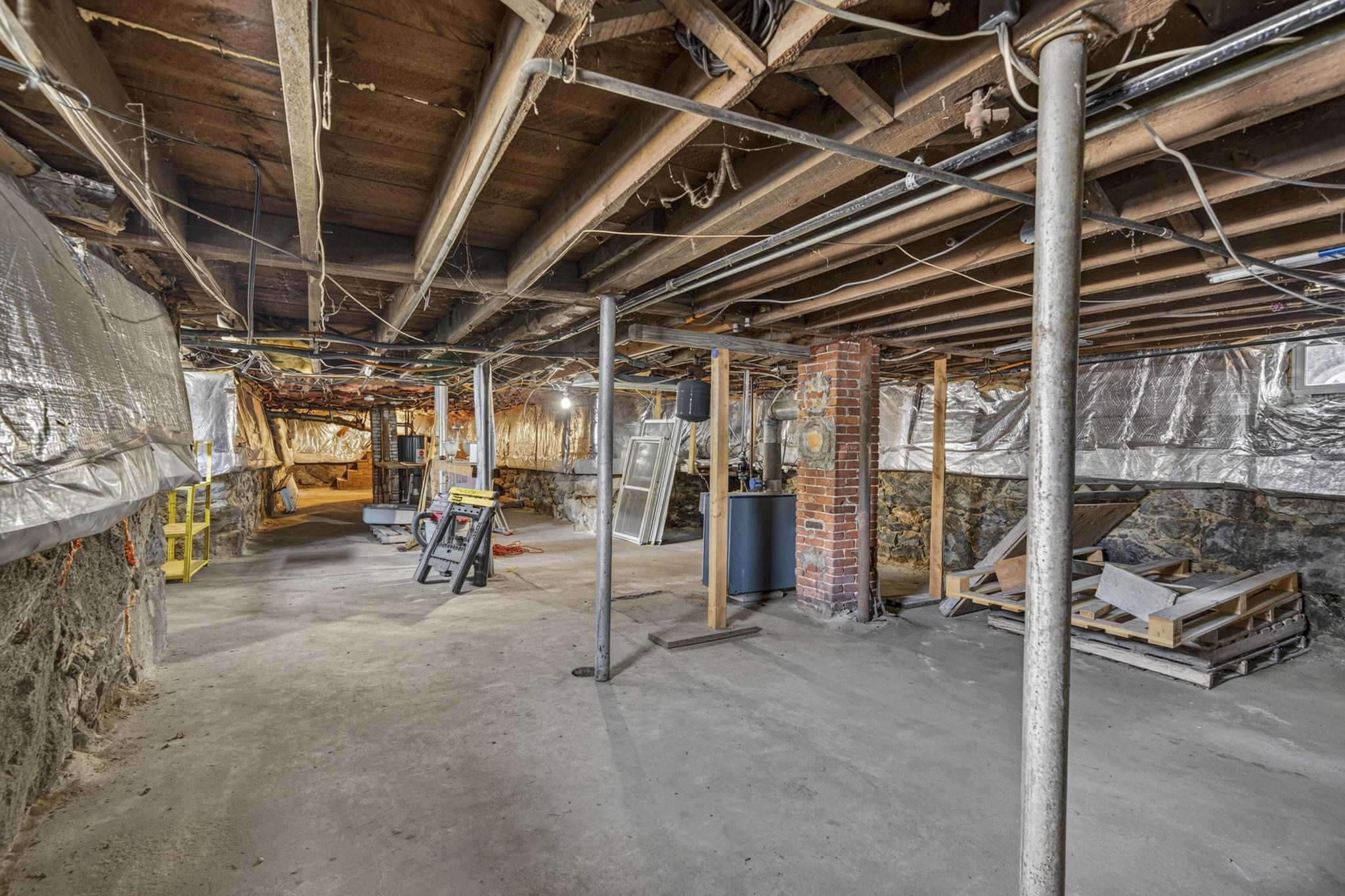 312 Merrimack St, Manchester, NH 03103