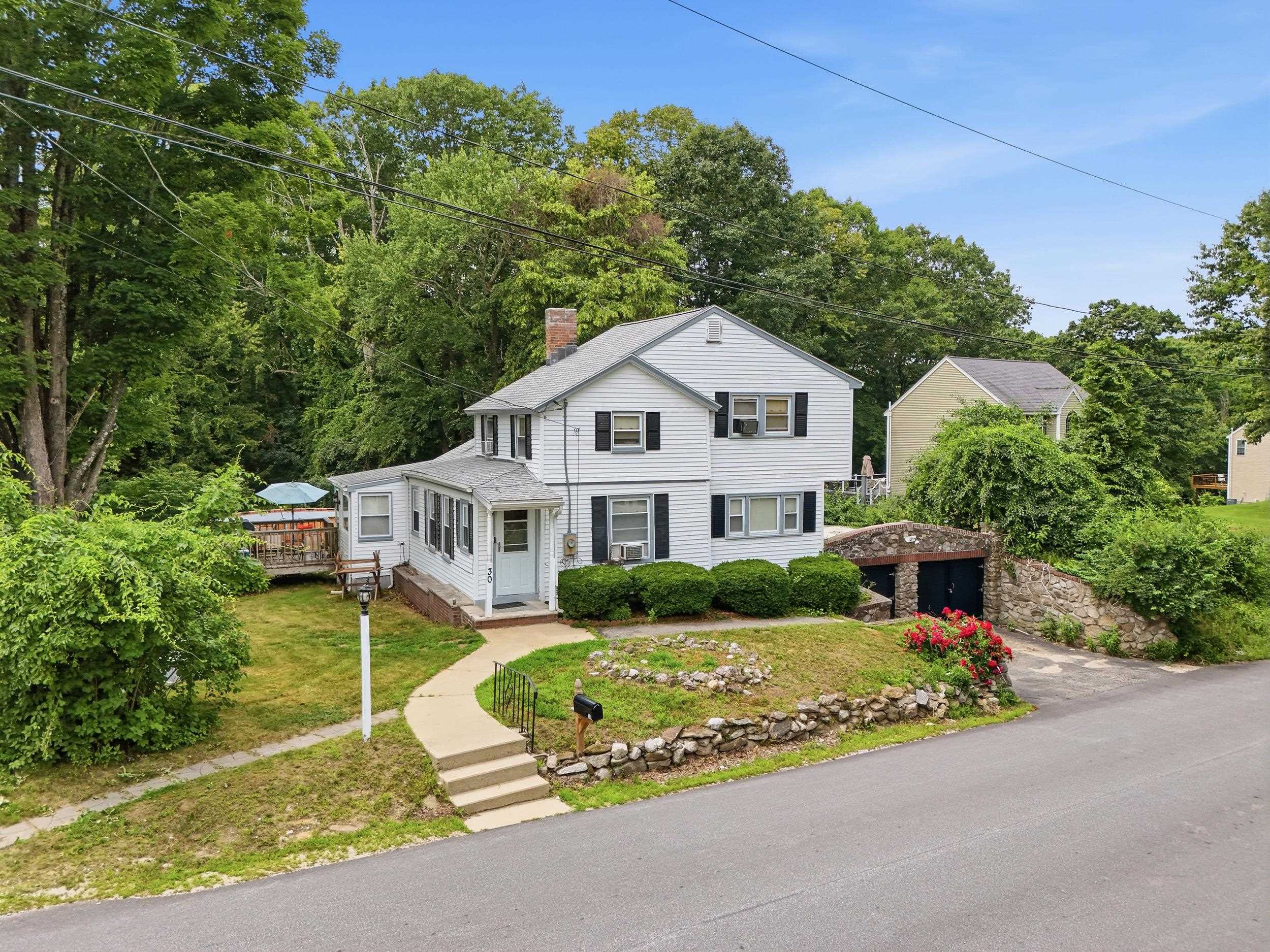 30 Harris Rd, Windham, NH 03087