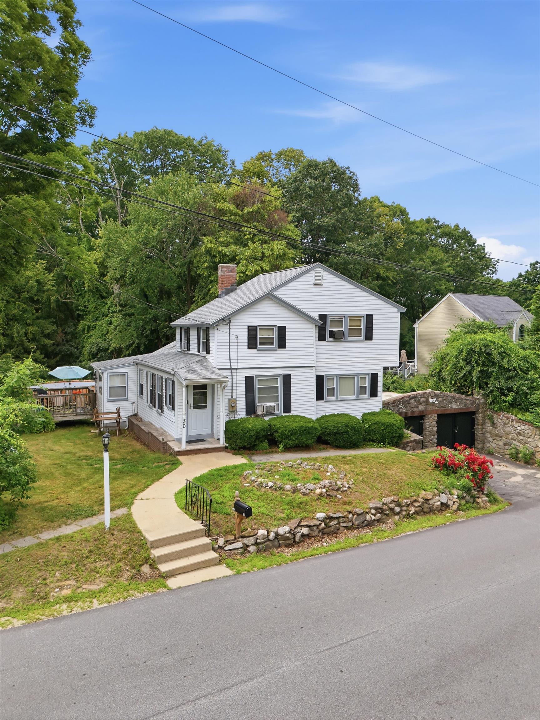 30 Harris Rd, Windham, NH 03087