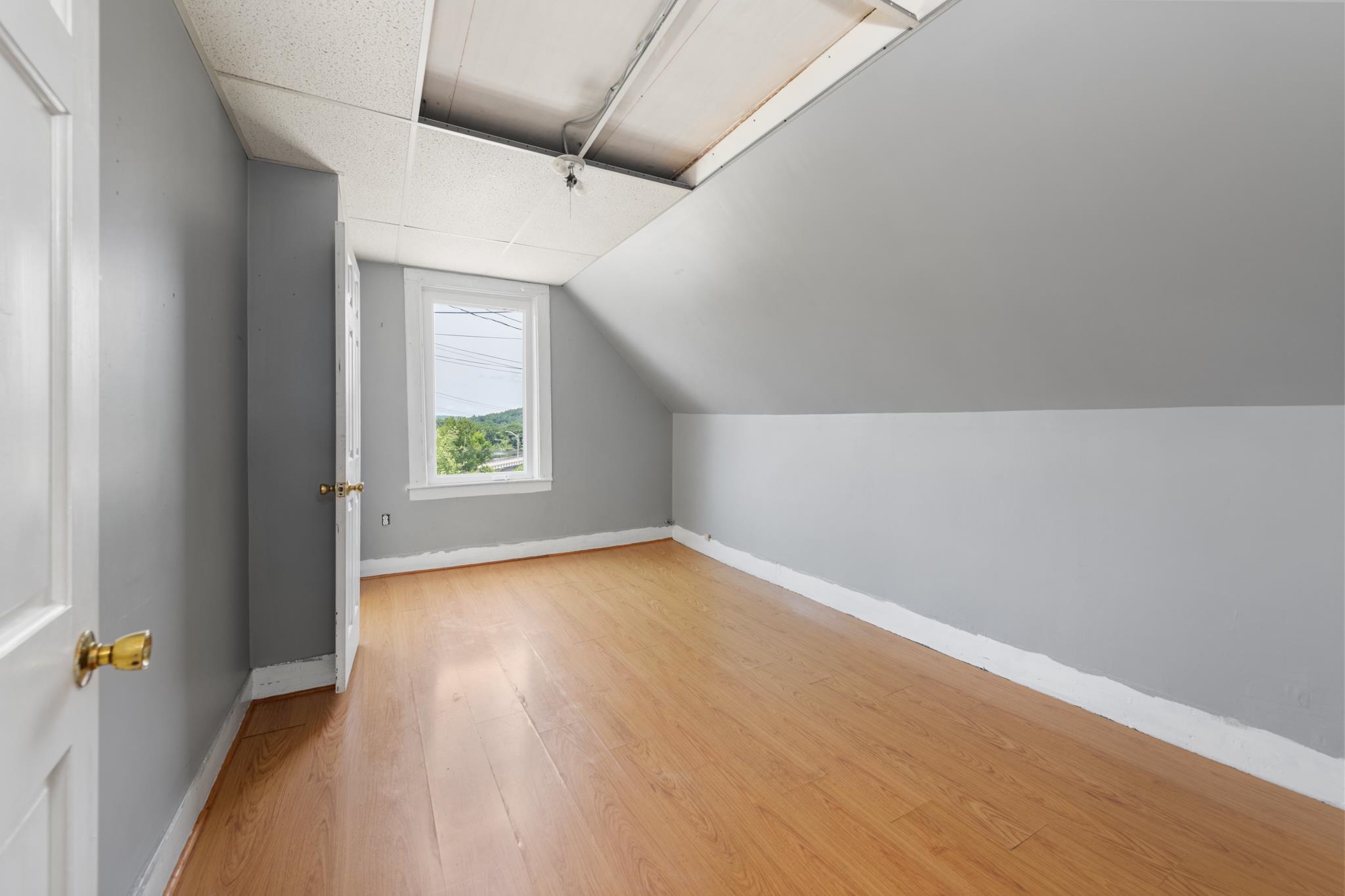 Bedroom #1