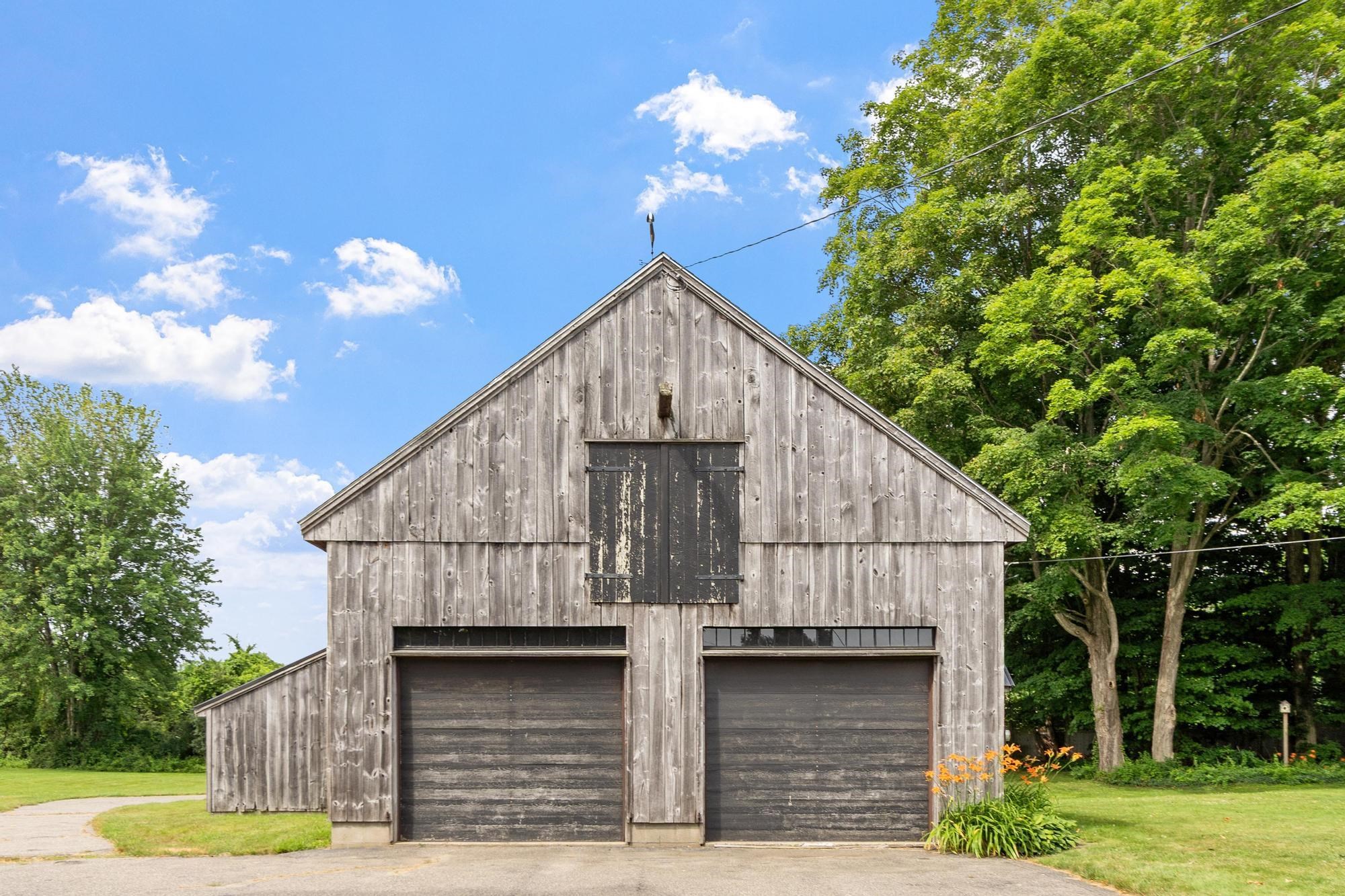 88 Post Rd, North Hampton, NH 03862