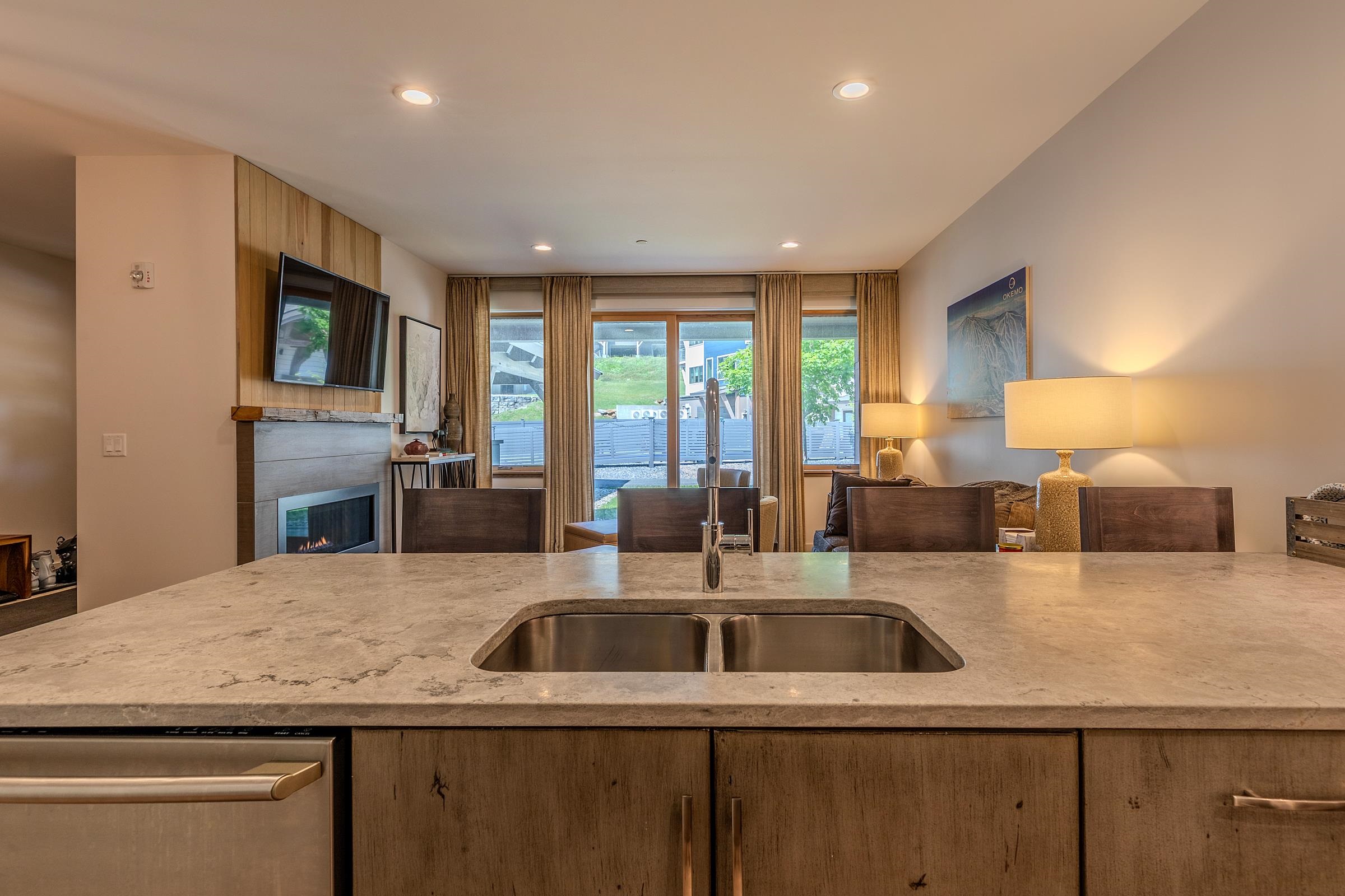 Breakfast bar