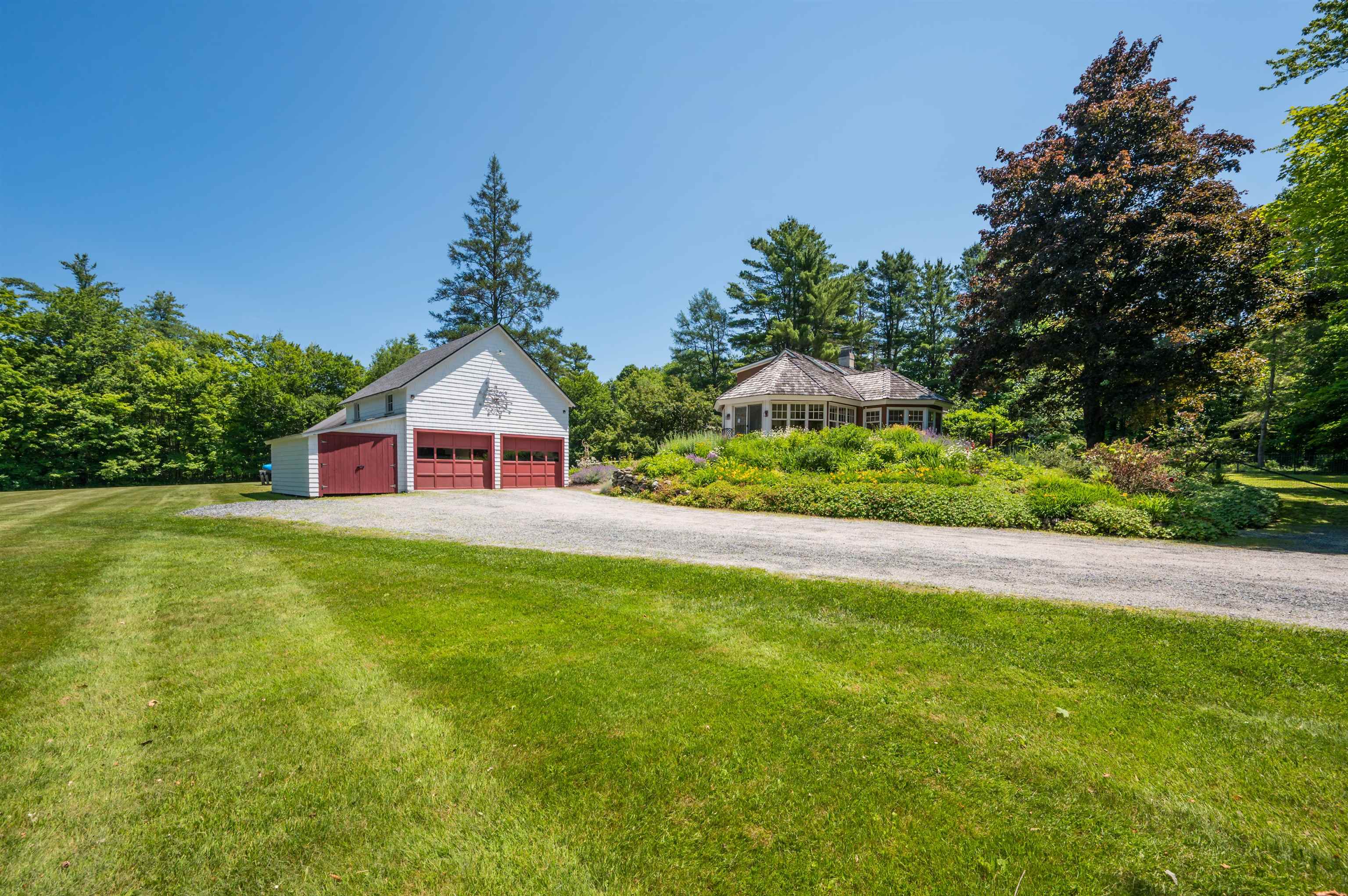 100 Page Rd, New London, NH 03257