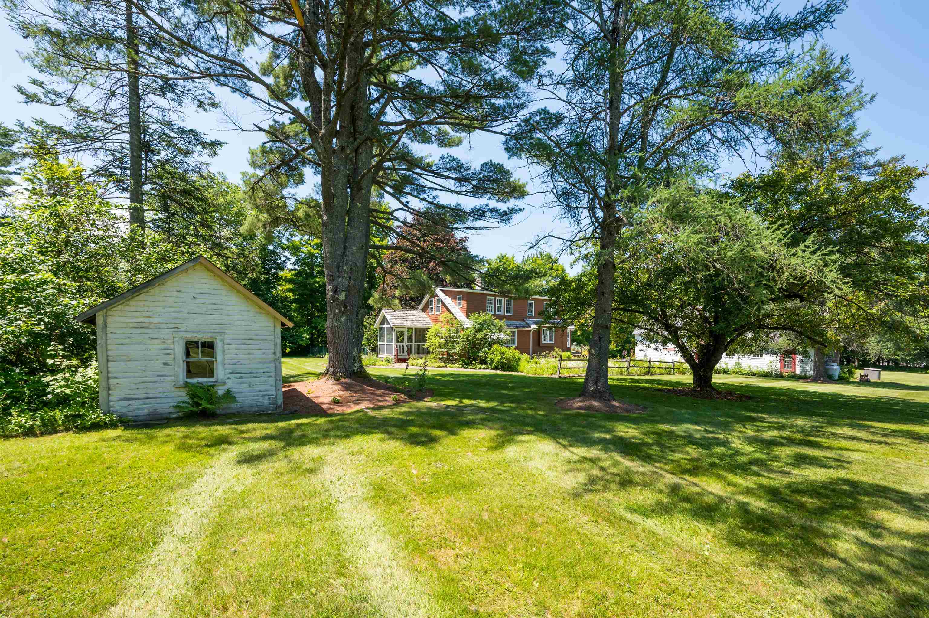 100 Page Rd, New London, NH 03257