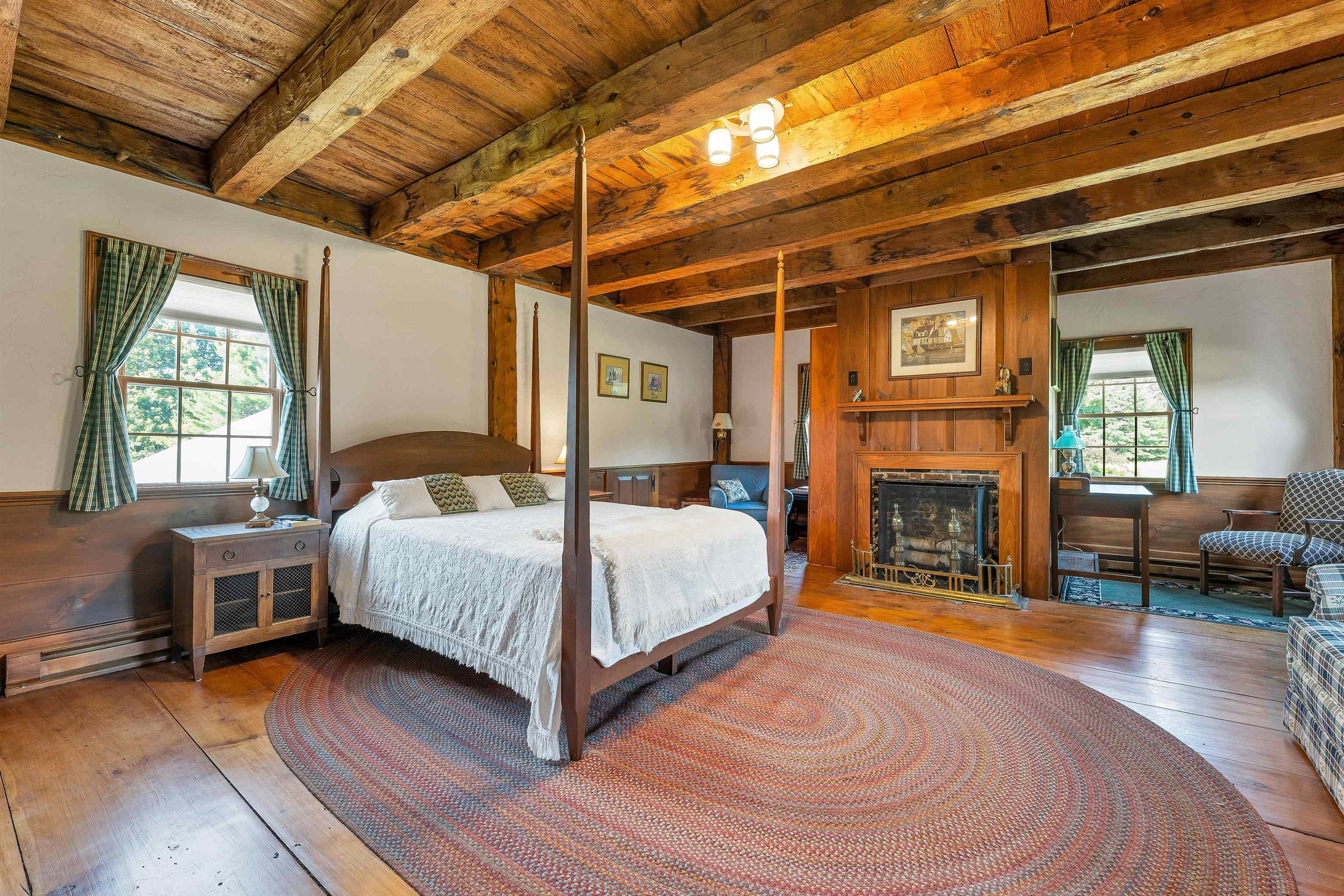 825 North Line Rd, Tuftonboro, NH 03816
