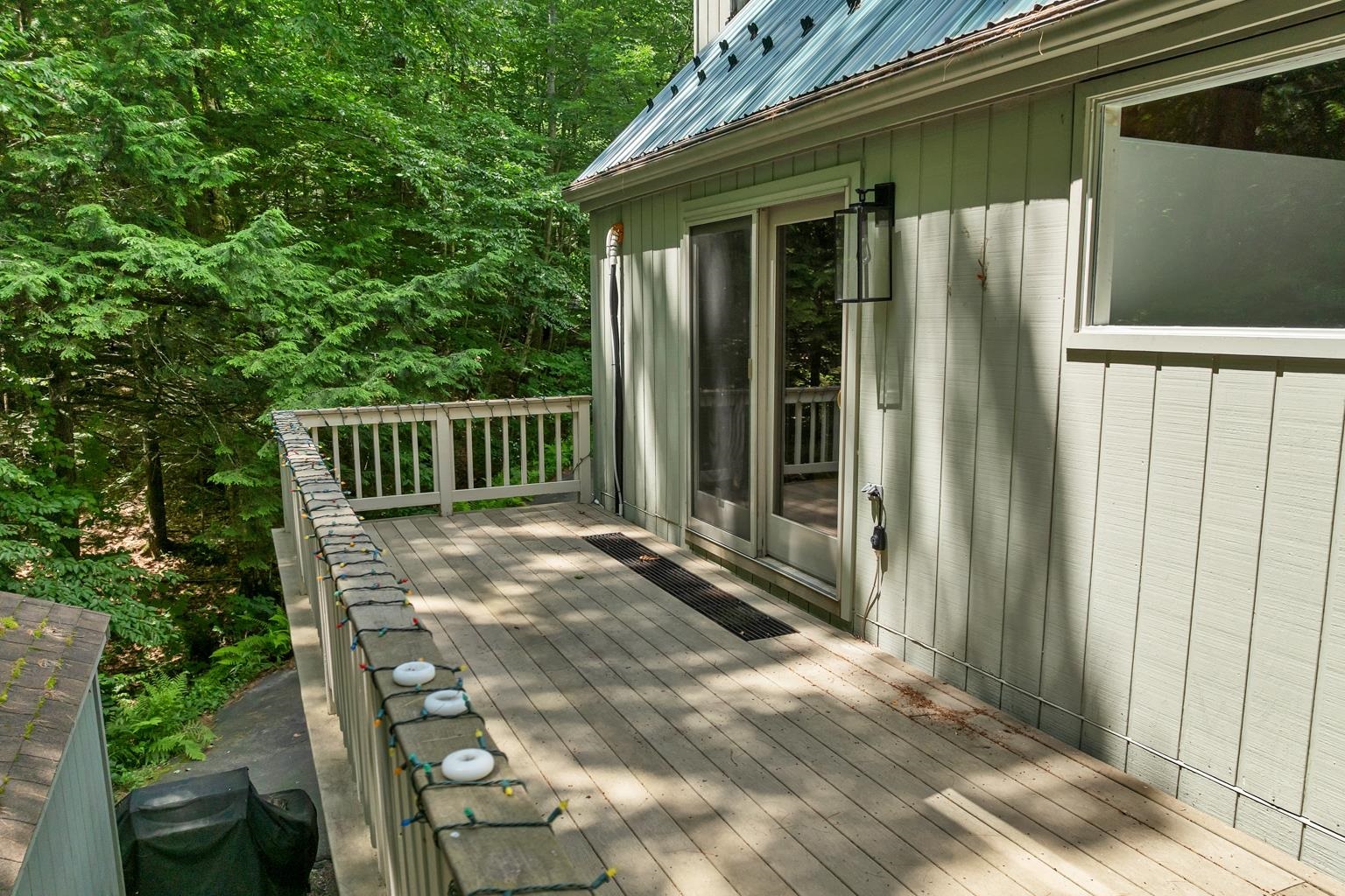 28 Cold Spring Rd, Thornton, NH 03825