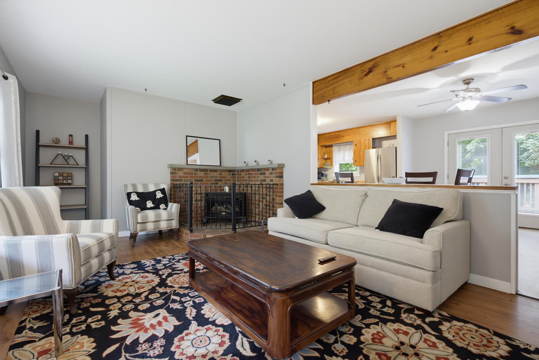 96 Saint Laurent St, Epping, NH 03042