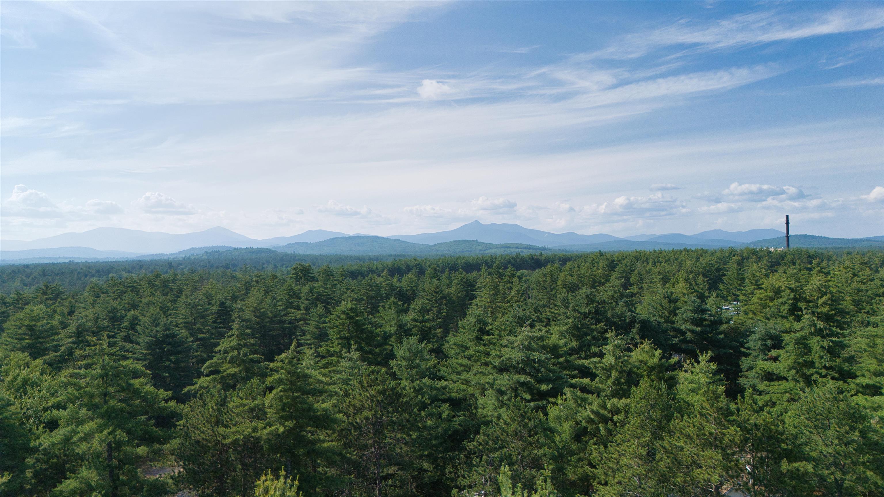 Ossipee Lake Rd, Tamworth, NH 03818