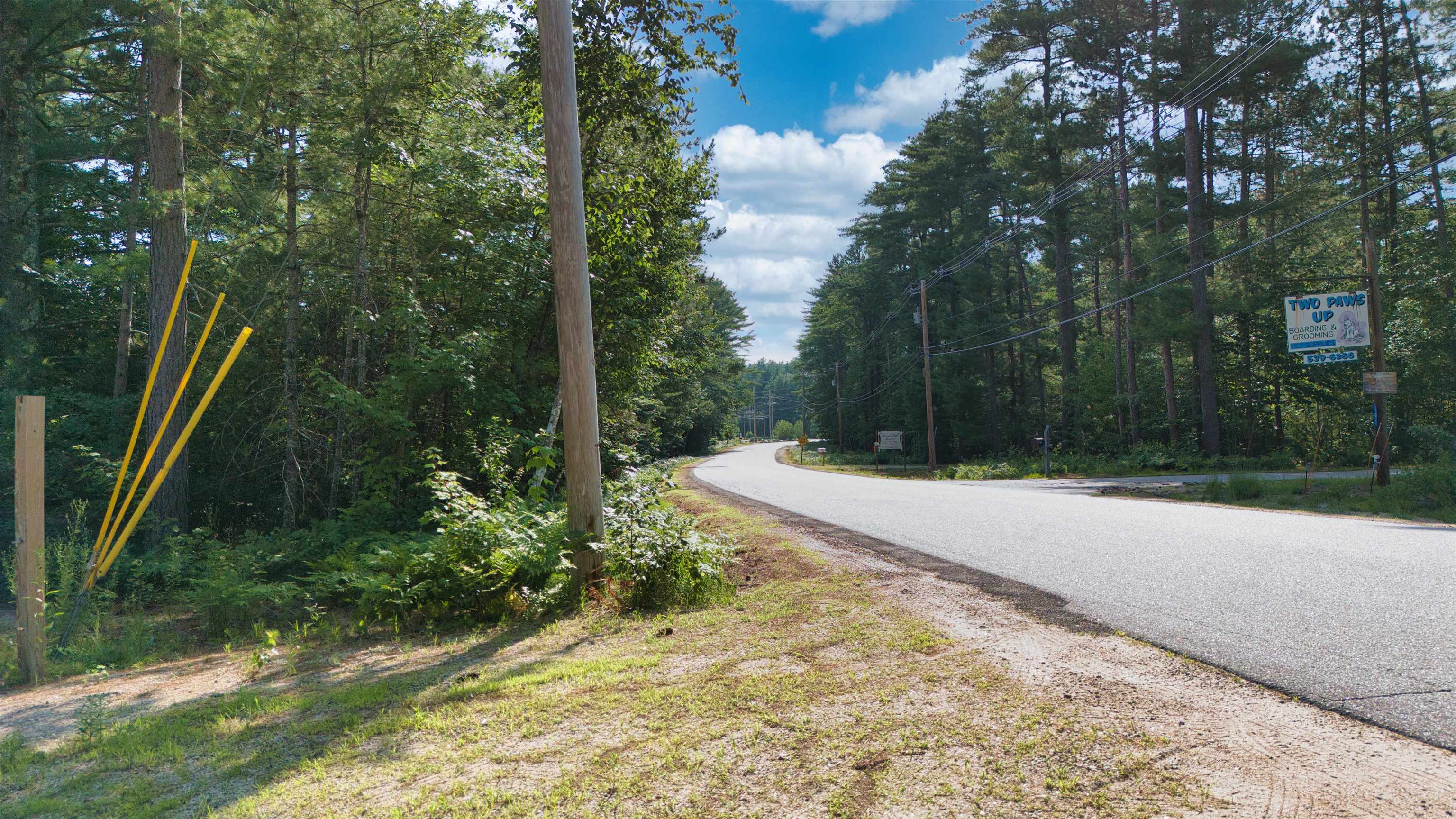 Ossipee Lake Rd, Tamworth, NH 03818