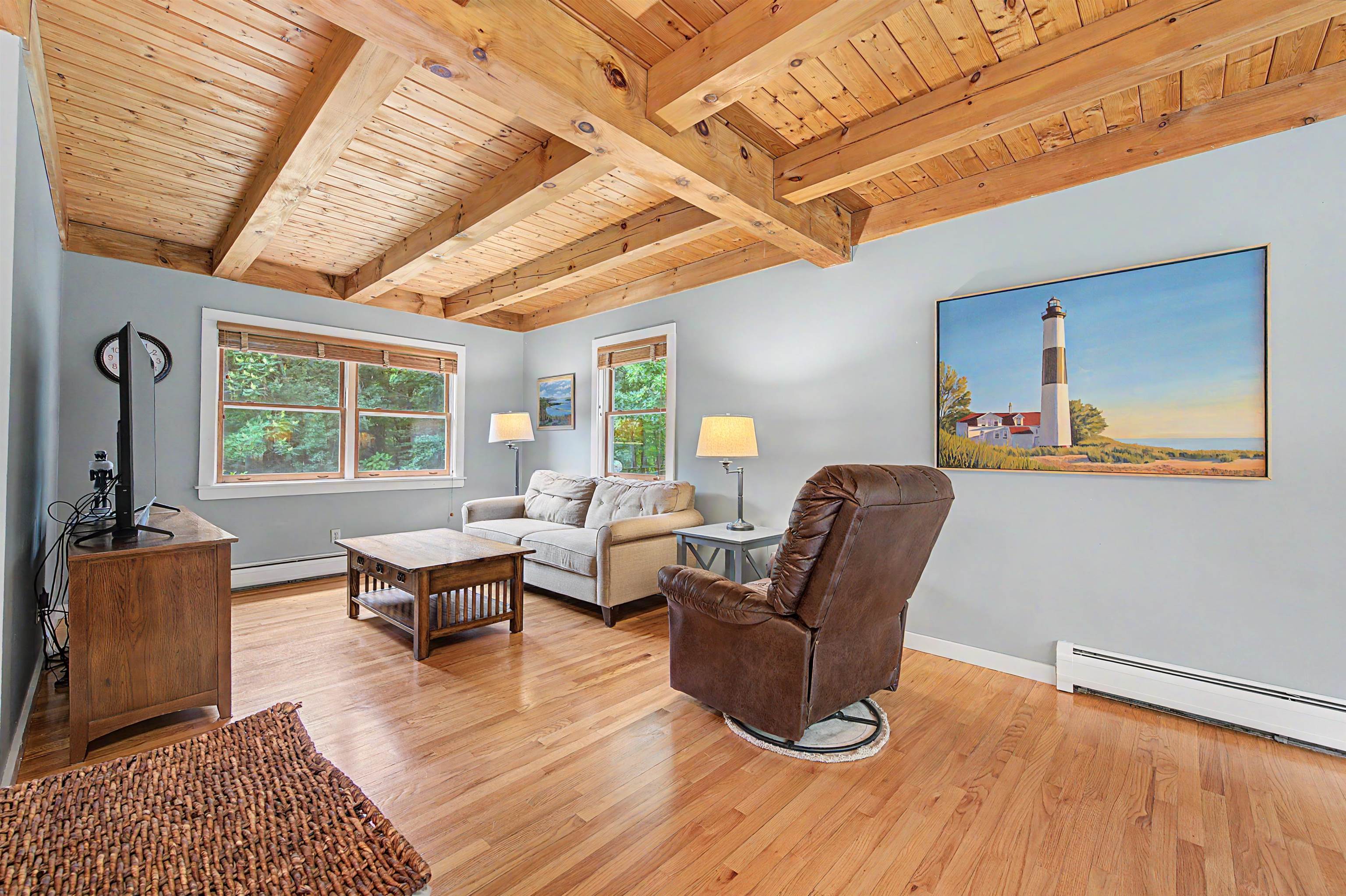 363 Cash St, Croydon, NH 03773
