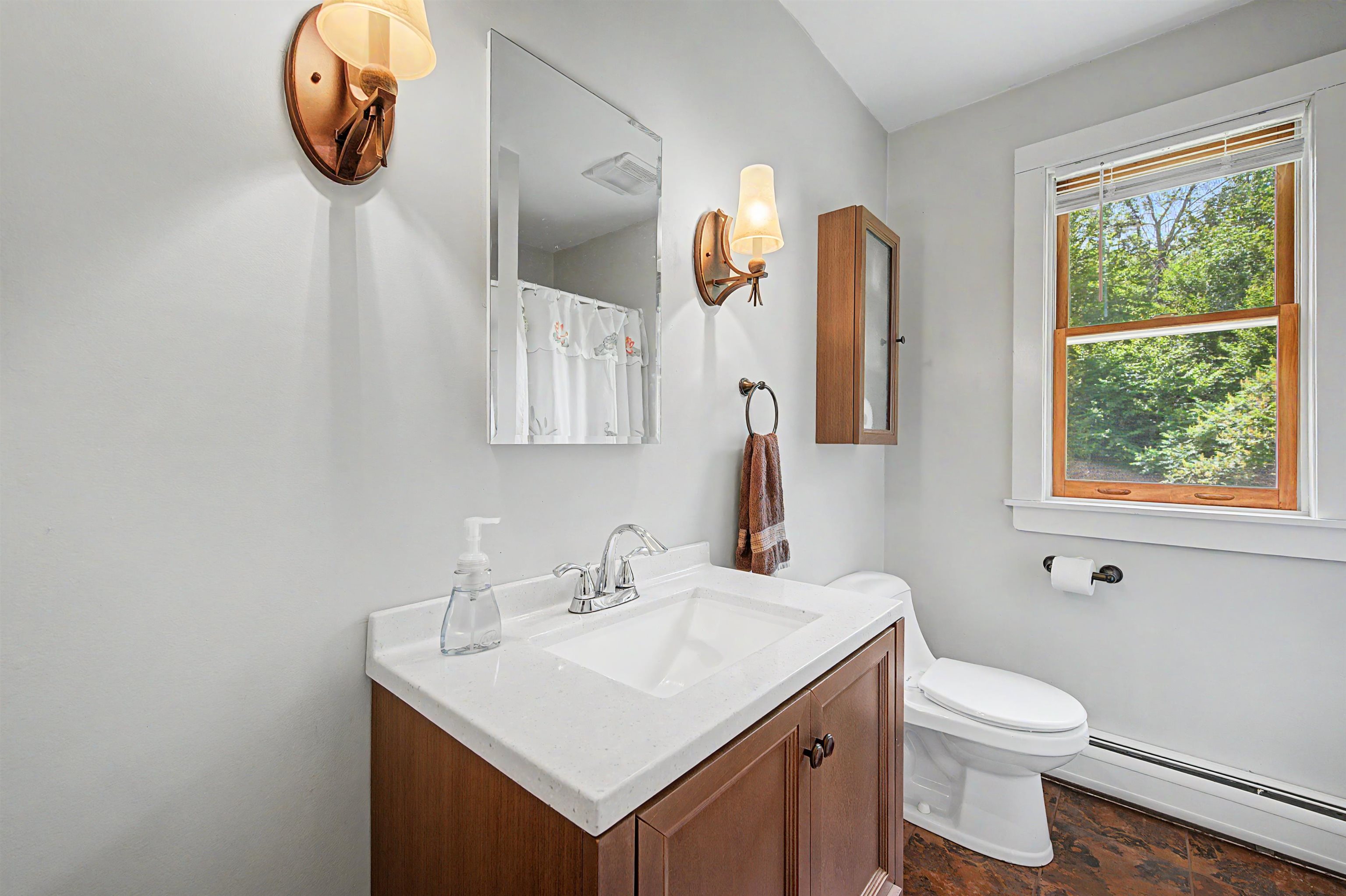 363 Cash St, Croydon, NH 03773