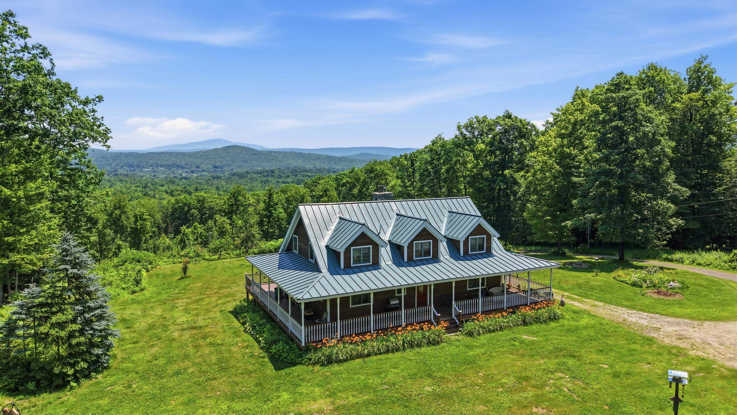 340 Cobble Hill Rd, Swanzey, NH 03446