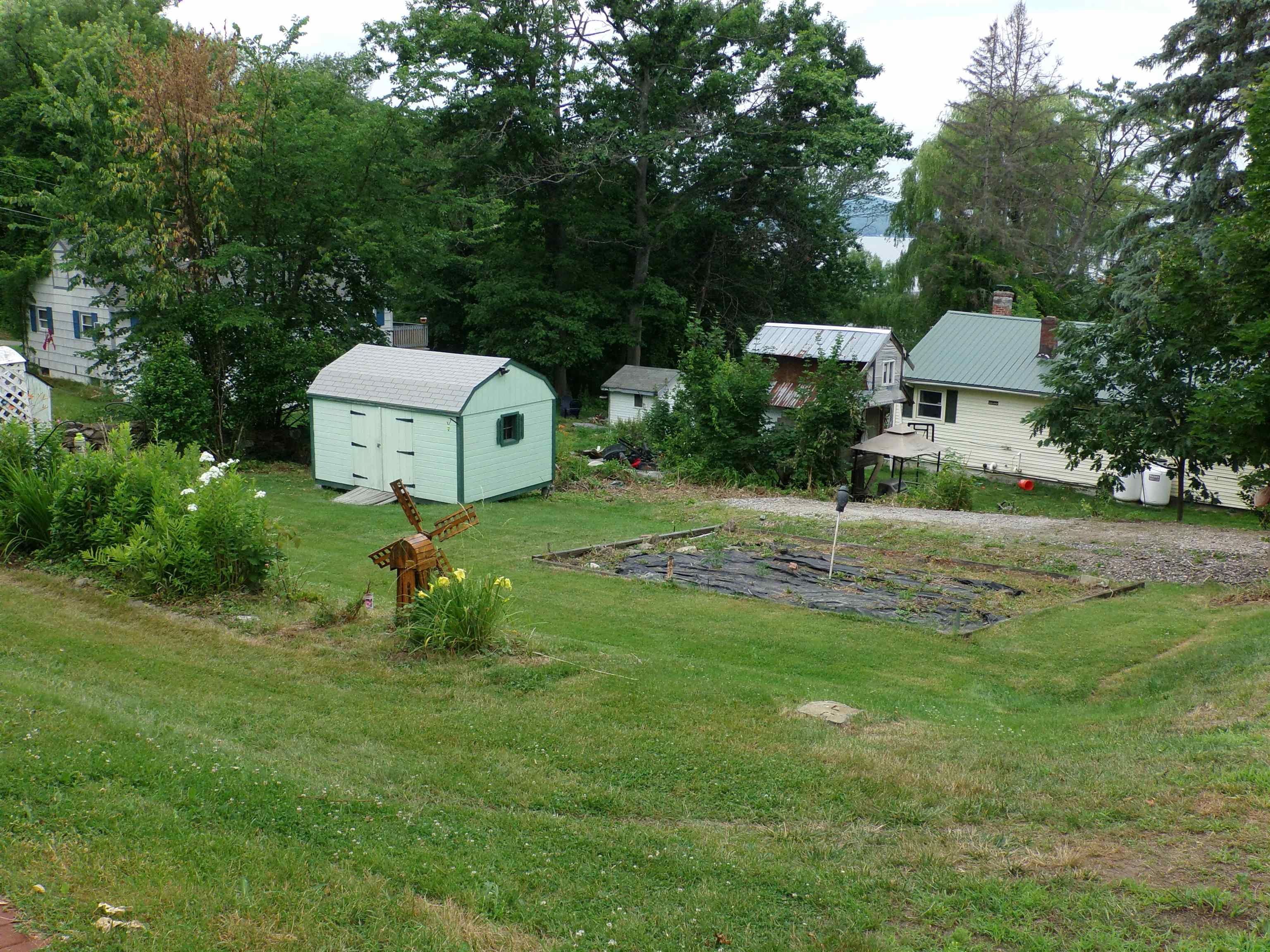 51 Addison St, Laconia, NH 03246