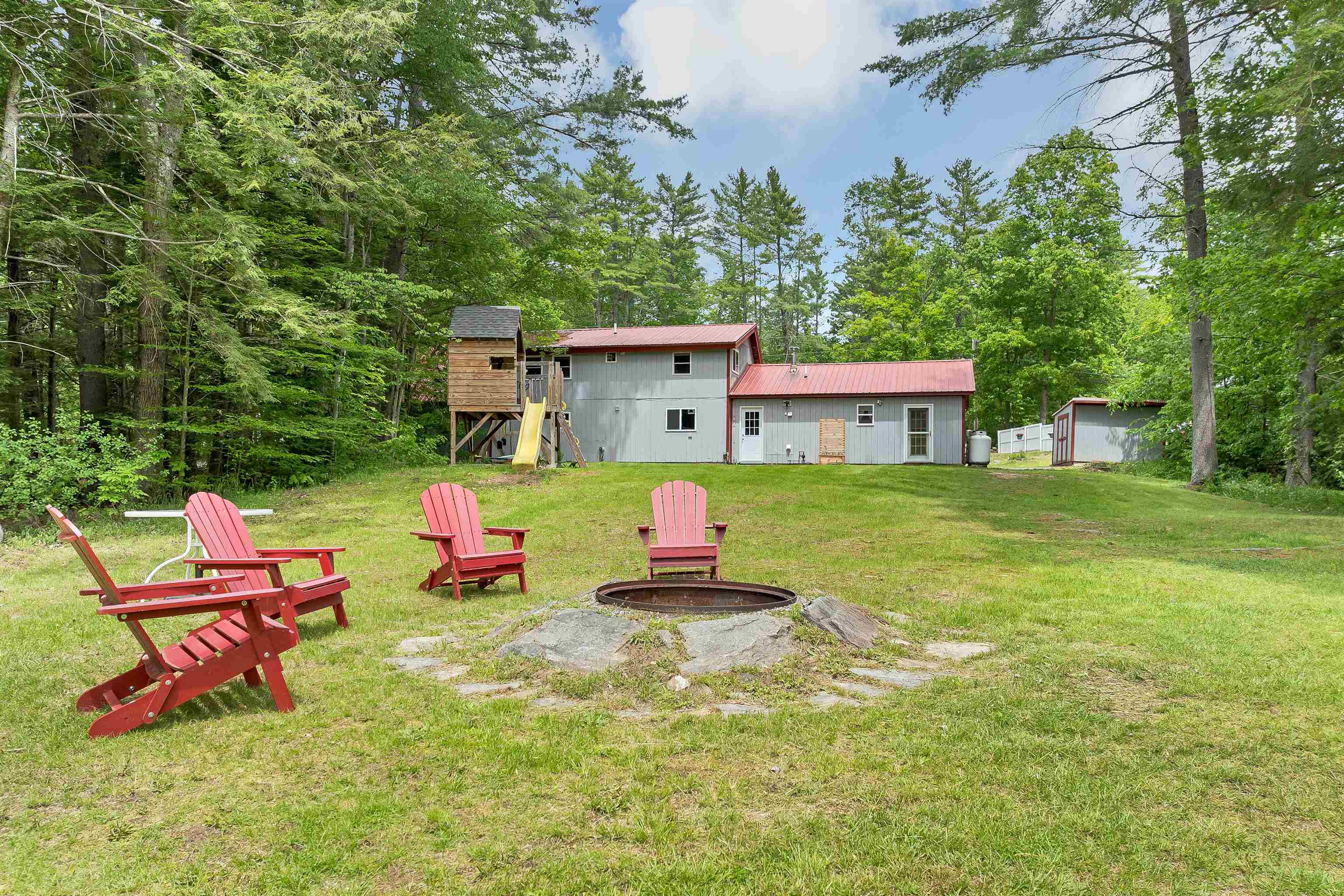 32 Arlene Dr, Belmont, NH 03220