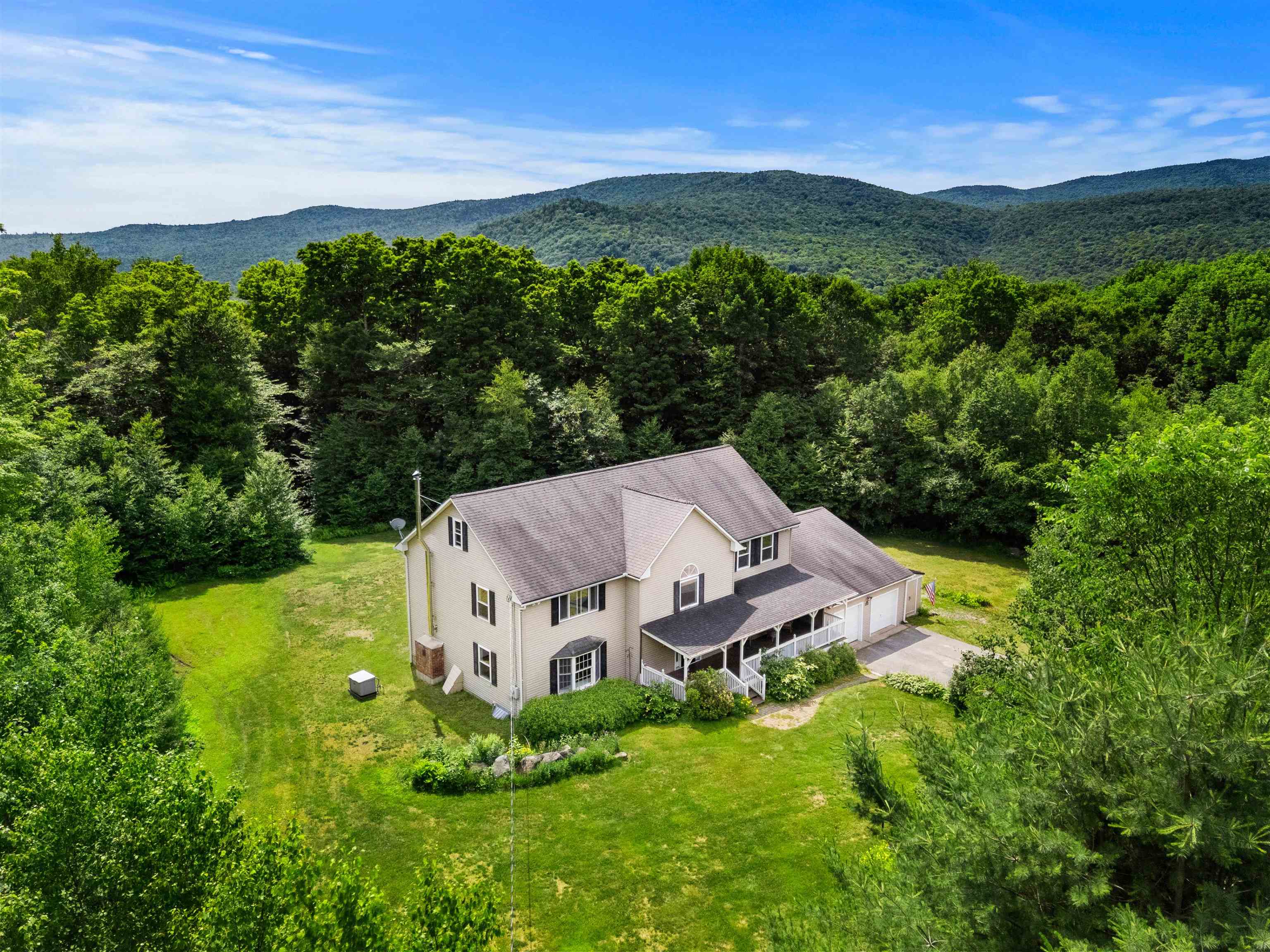 185 Lower Doetown Rd, Rumney, NH 03266
