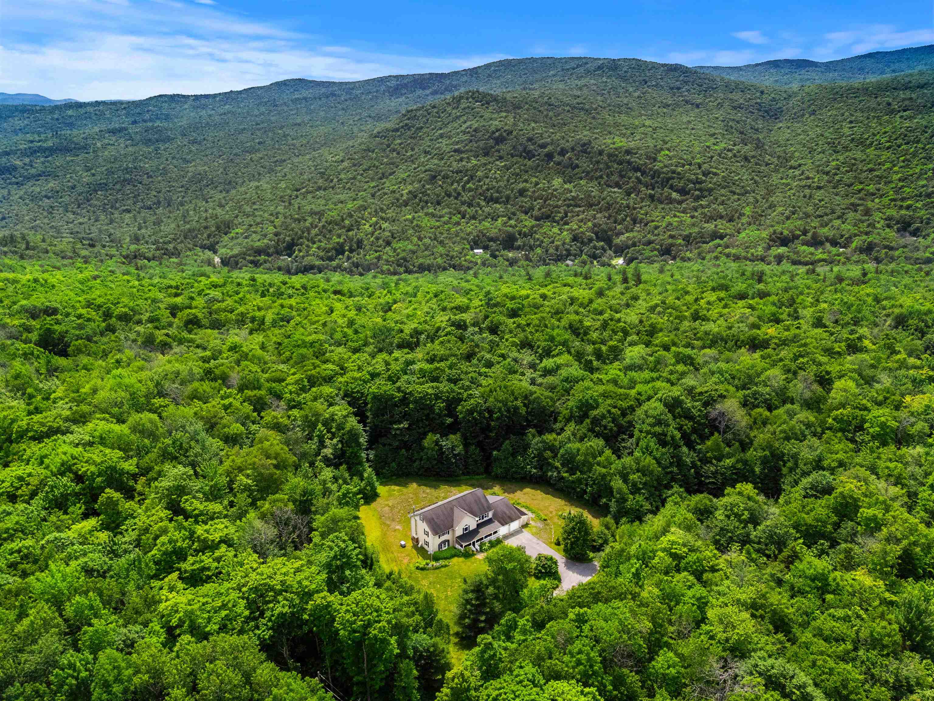 185 Lower Doetown Rd, Rumney, NH 03266