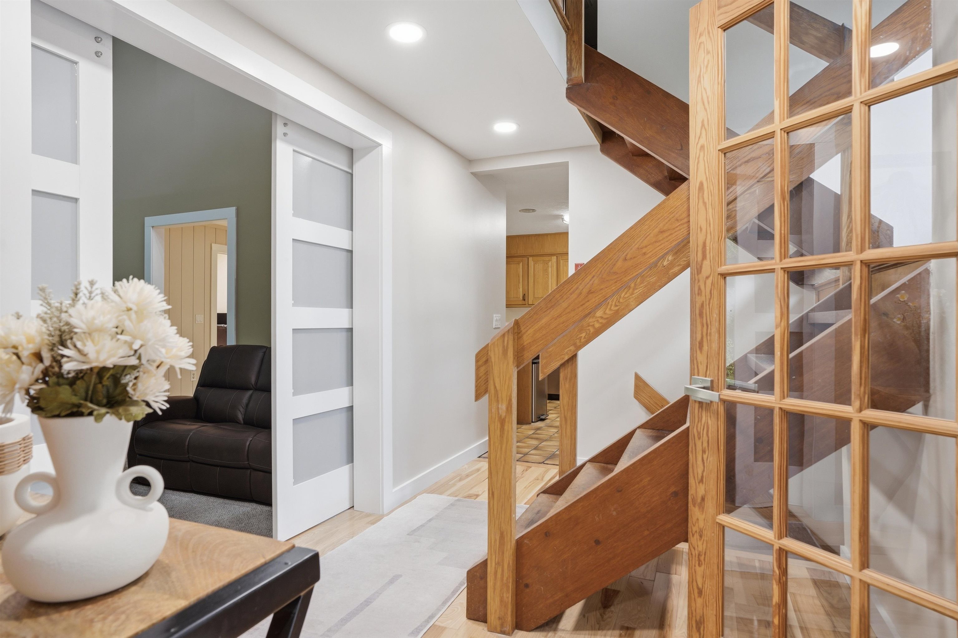 17 Spring Hill Rd, Mont Vernon, NH 03057