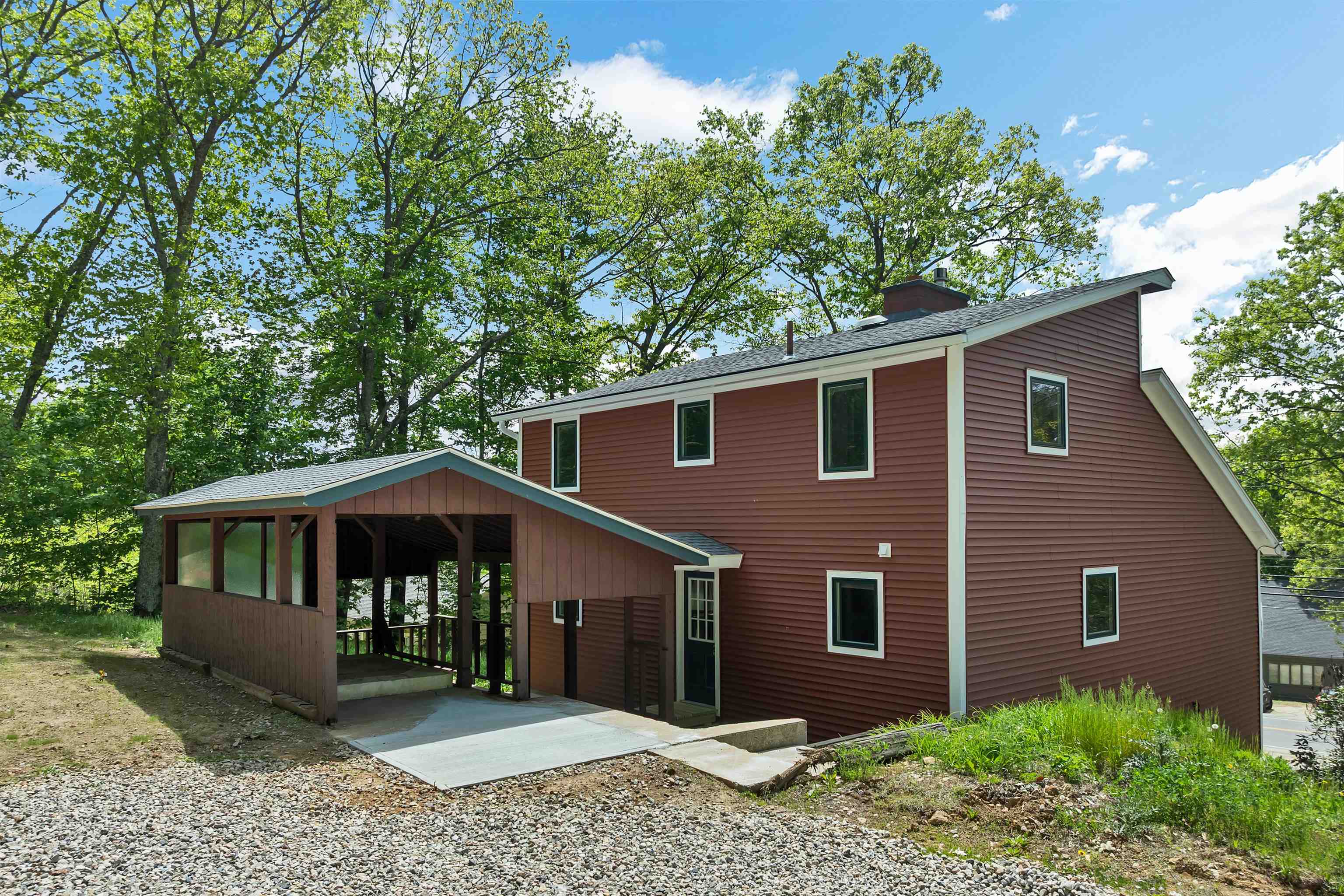 218 Main St, Alton, NH 03809
