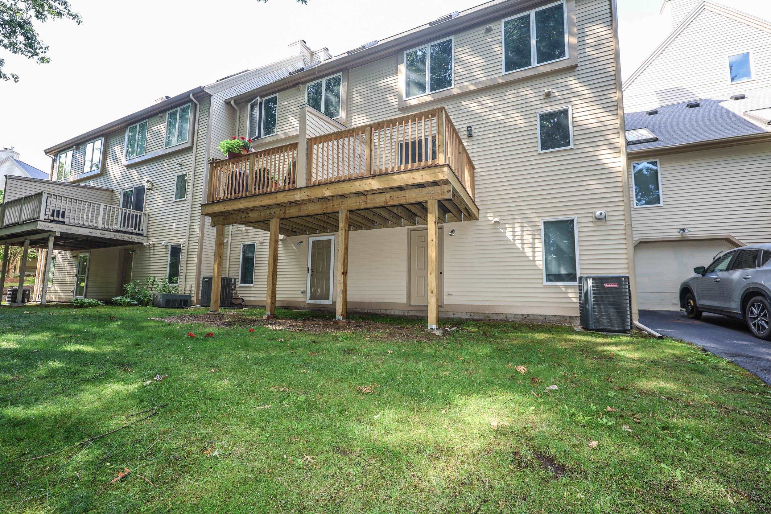 38 Dorchester Way #136, Nashua, NH 03064